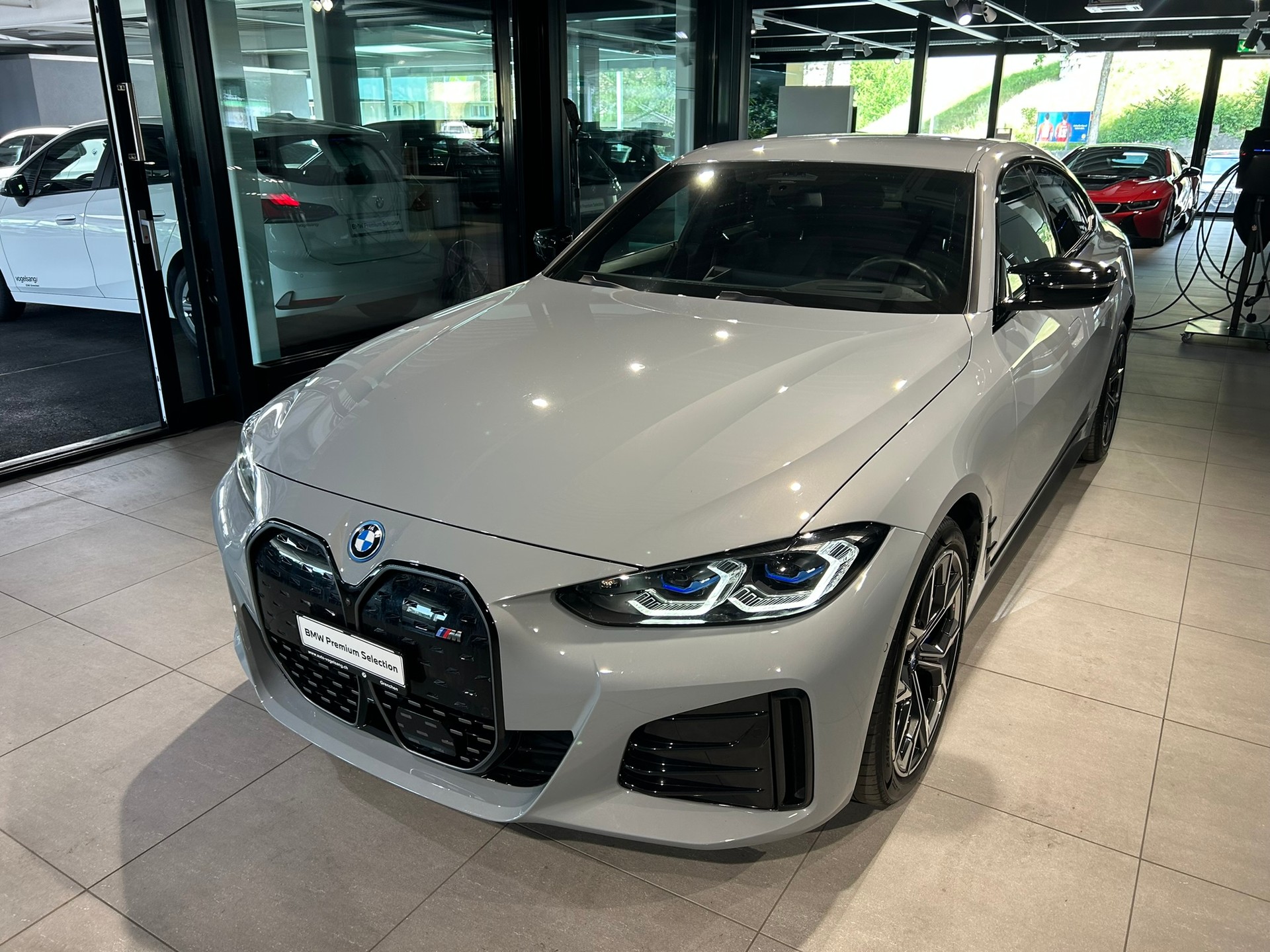 BMW i4 M50-image-3