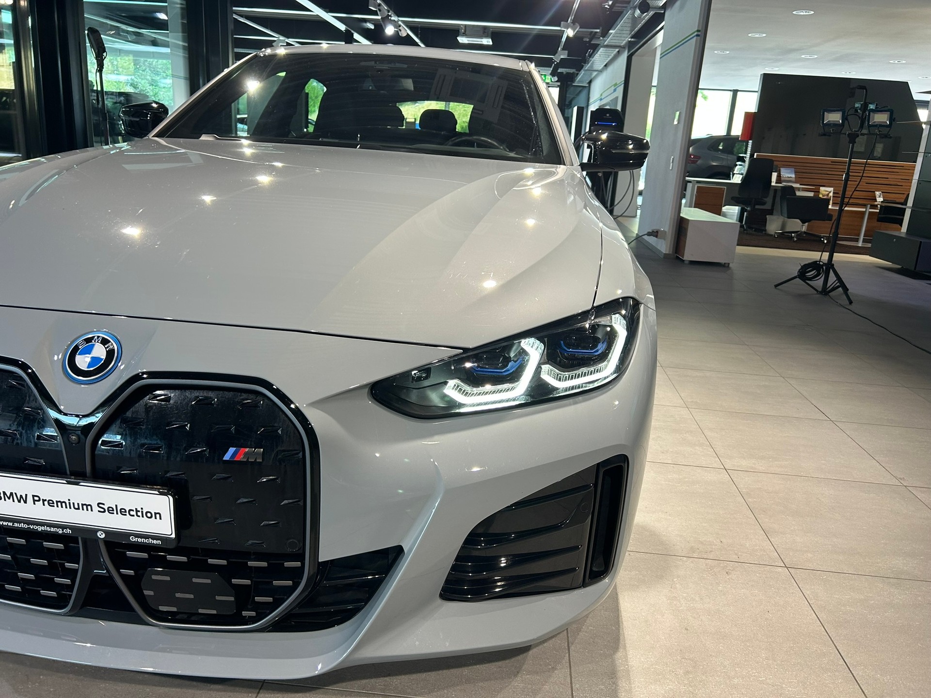 BMW i4 M50-image-7
