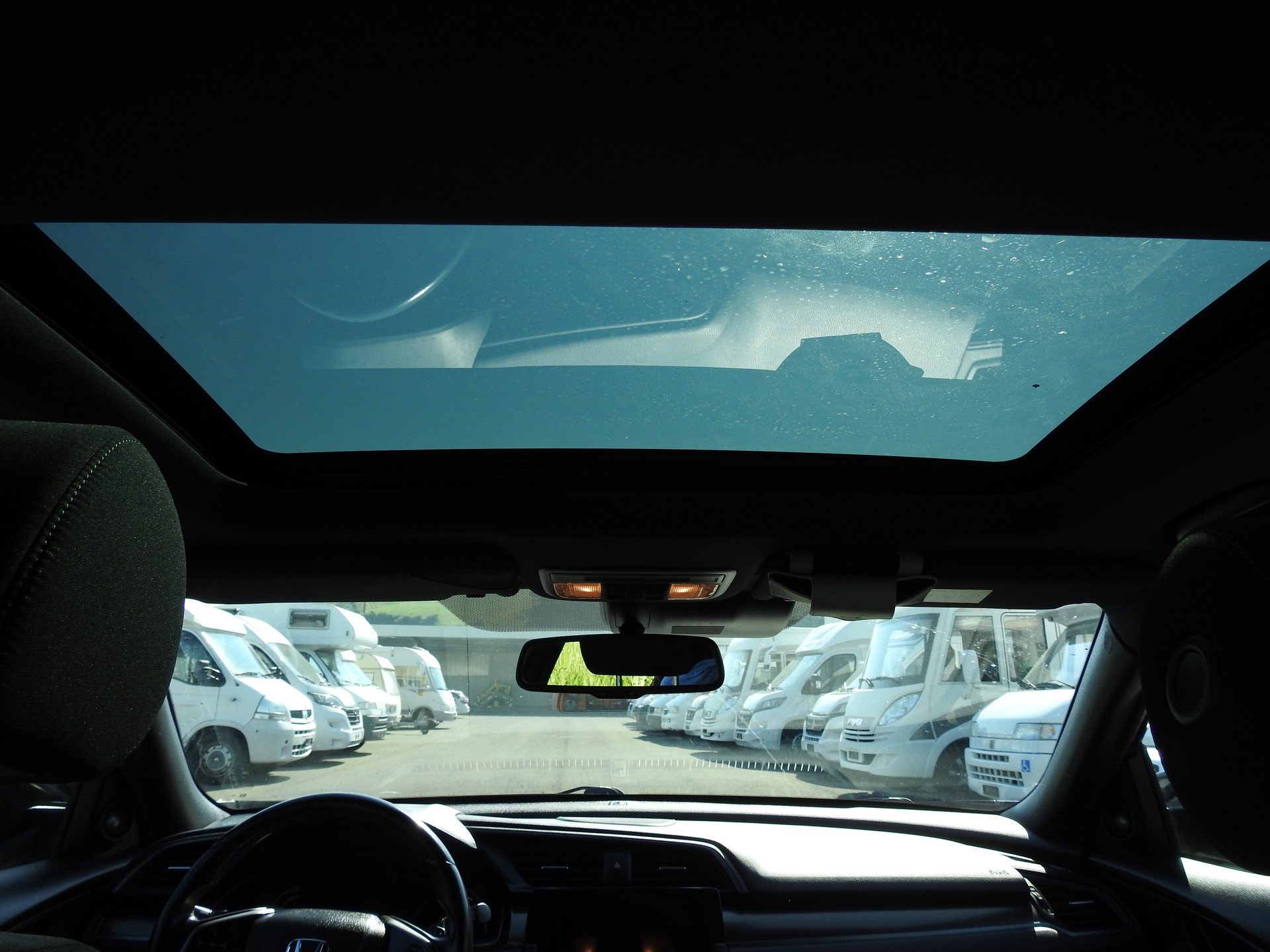 HONDA Civic 1.0 VTEC Executive CVT-image-19