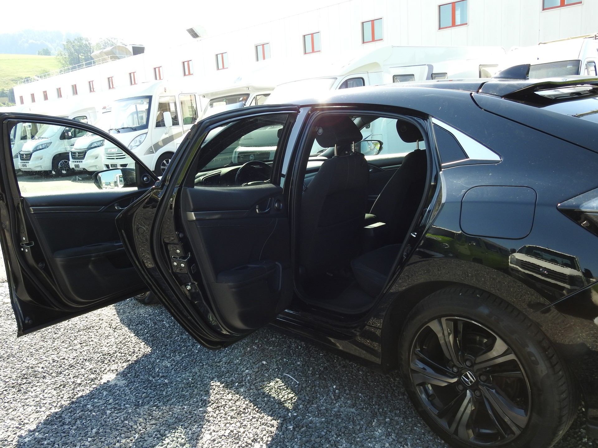 HONDA Civic 1.0 VTEC Executive CVT-image-15