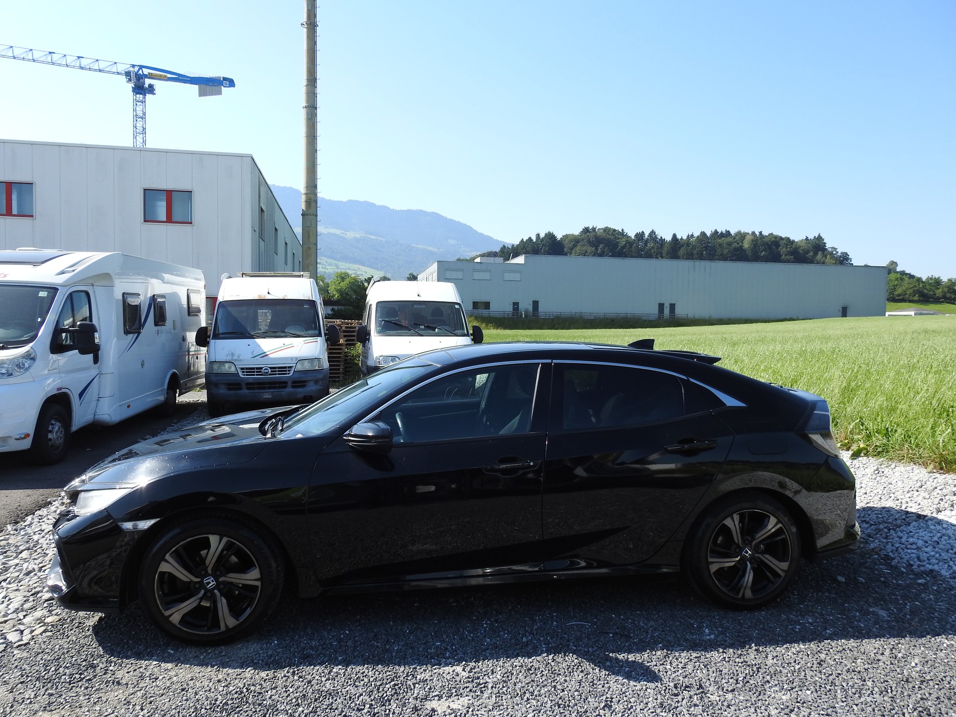 HONDA Civic 1.0 VTEC Executive CVT-image-2