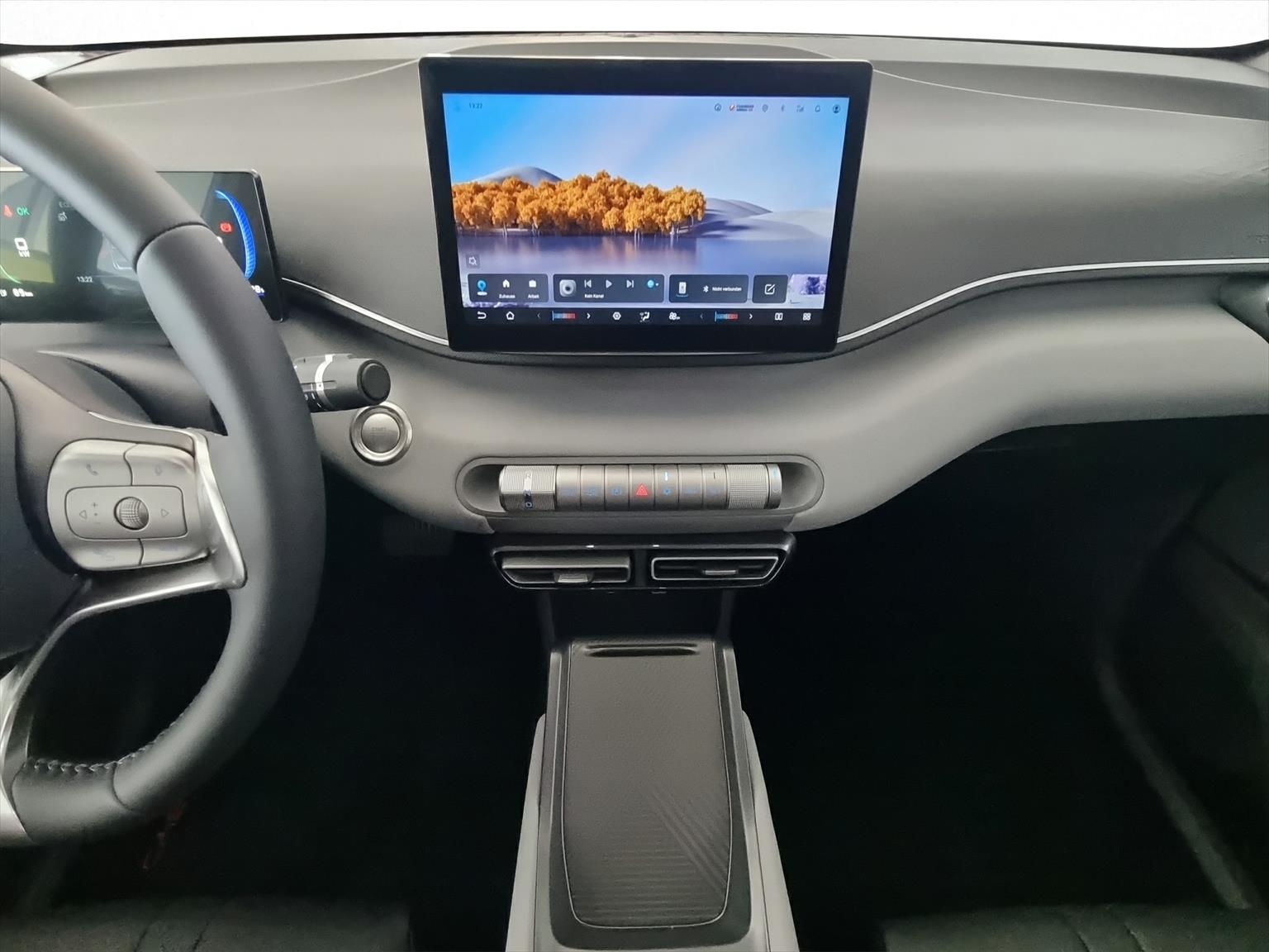 BYD Dolphin Surf 43 kWh Boost-image-9