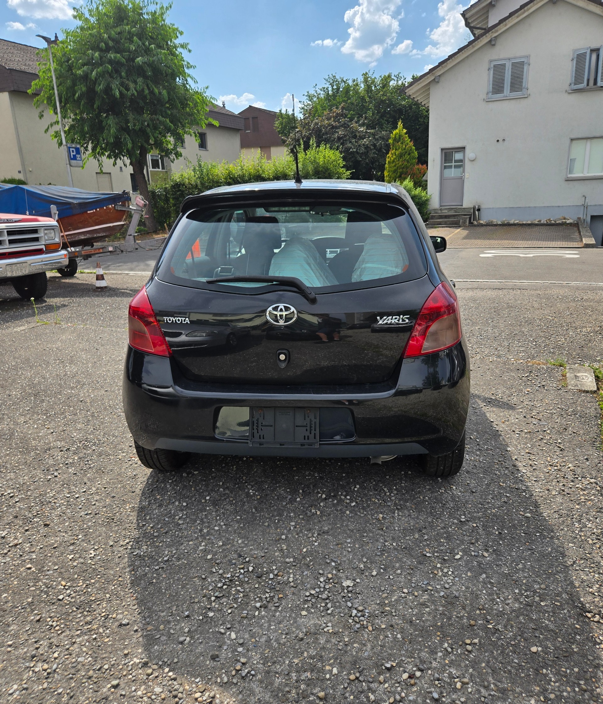 TOYOTA Yaris 1.3 Linea Sol-image-3