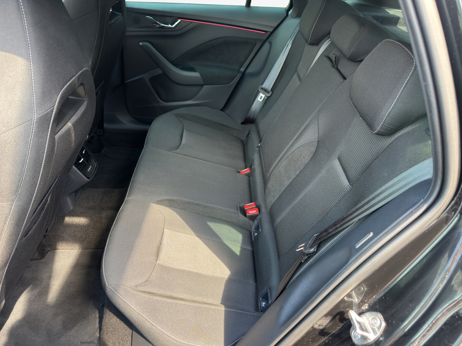 SKODA Kamiq 1.0 TSI Dynamic DSG-image-11