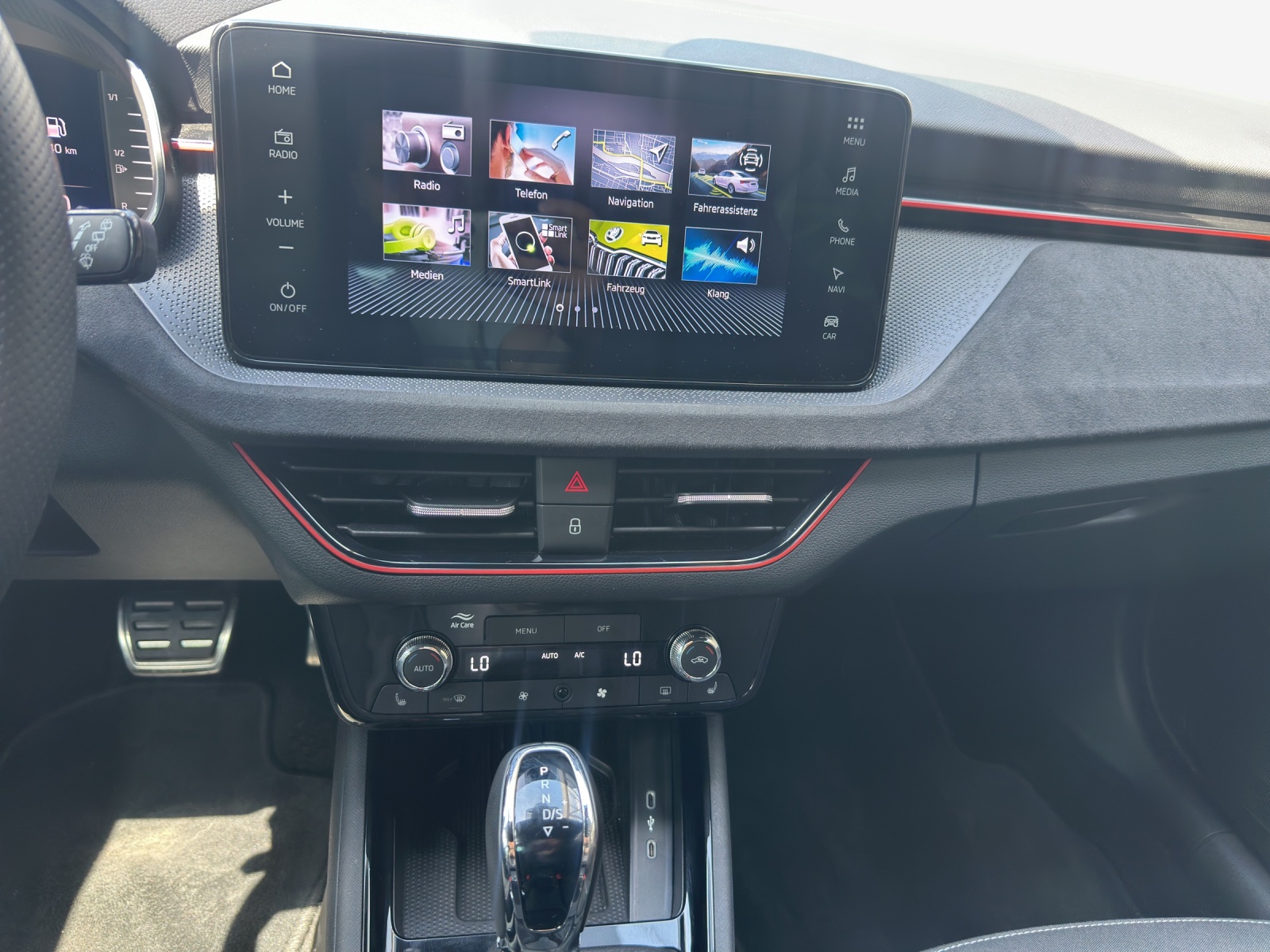 SKODA Kamiq 1.0 TSI Dynamic DSG-image-10