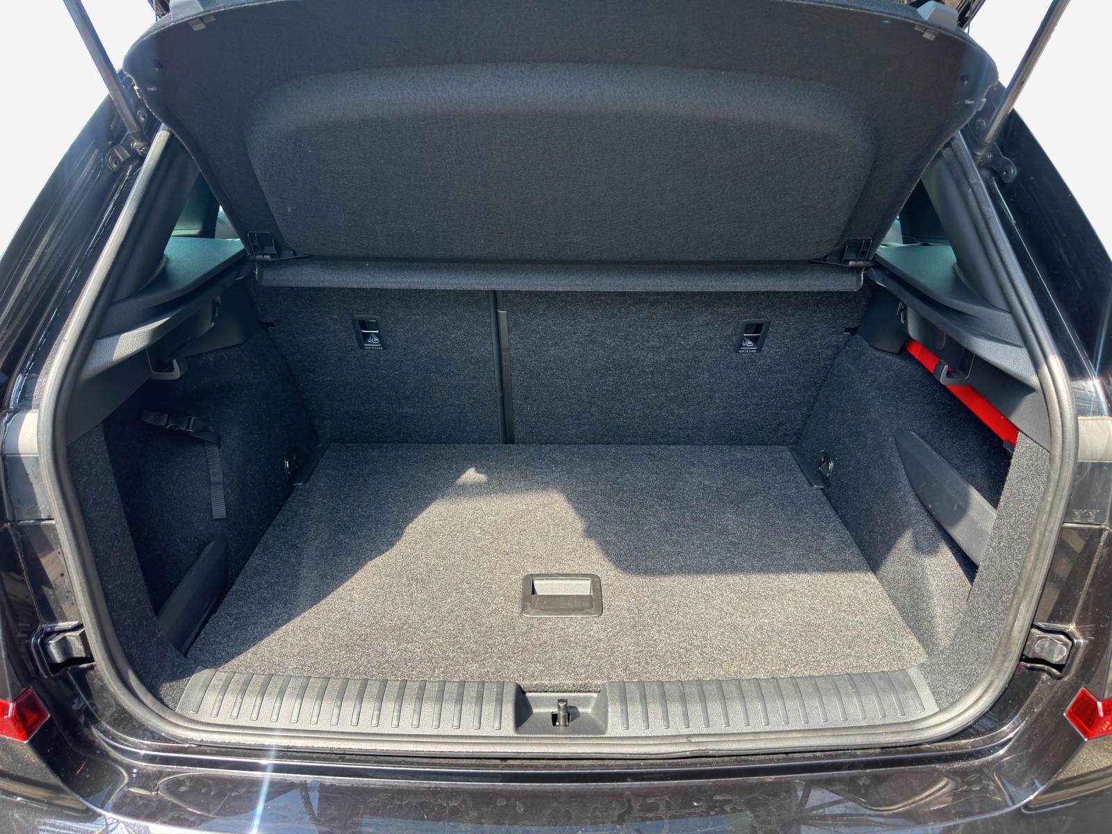 SKODA Kamiq 1.0 TSI Dynamic DSG-image-12