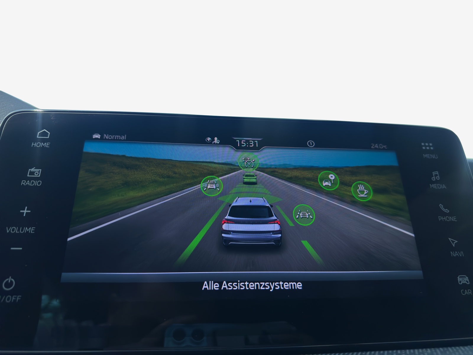 SKODA Kamiq 1.0 TSI Dynamic DSG-image-14