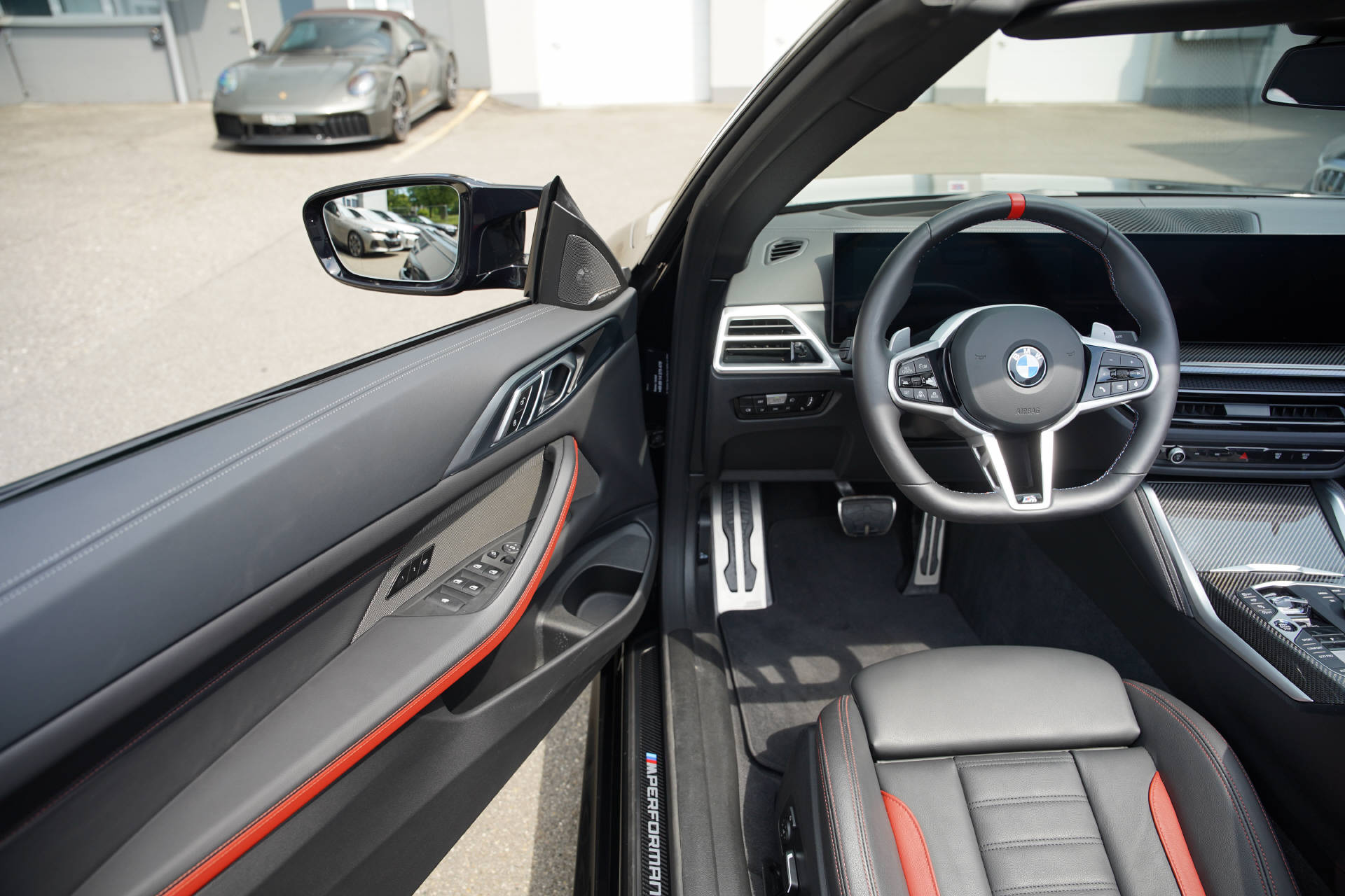BMW M440i xDrive 48V Cabriolet M Performance-image-8