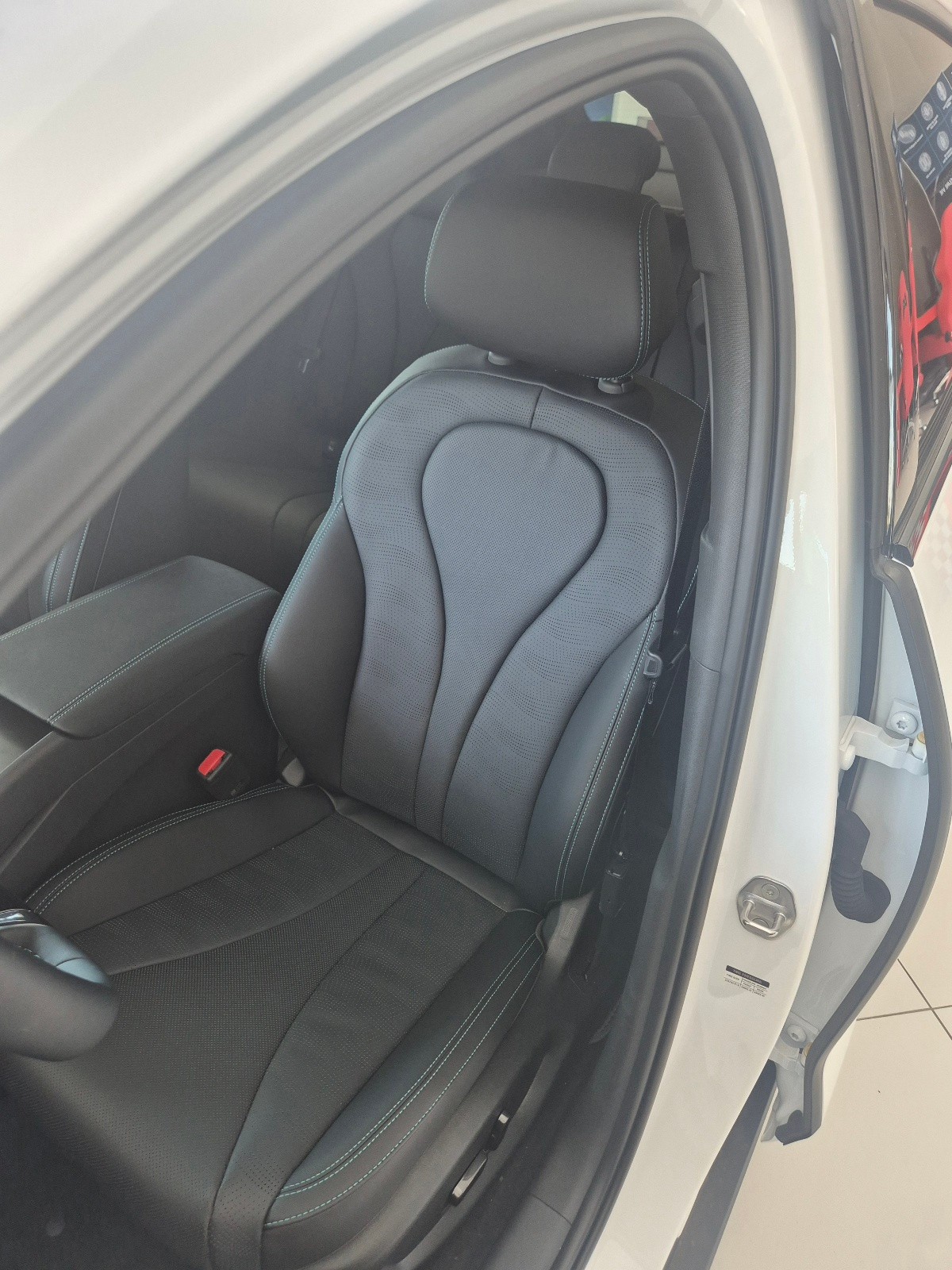 BYD Seal 6 DM-i Touring Comfort-image-6