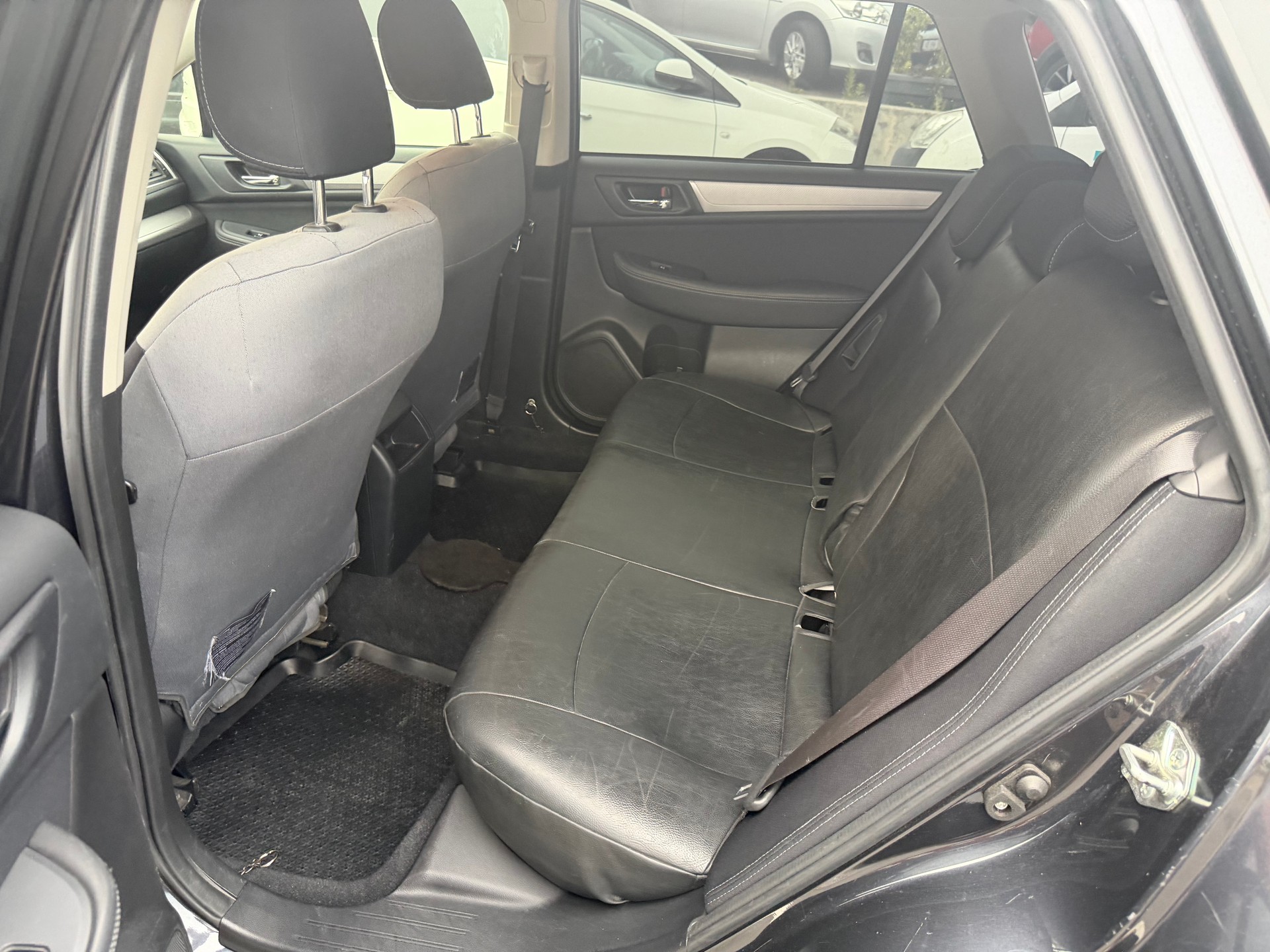 SUBARU Outback 2.0D Swiss AWD-image-8