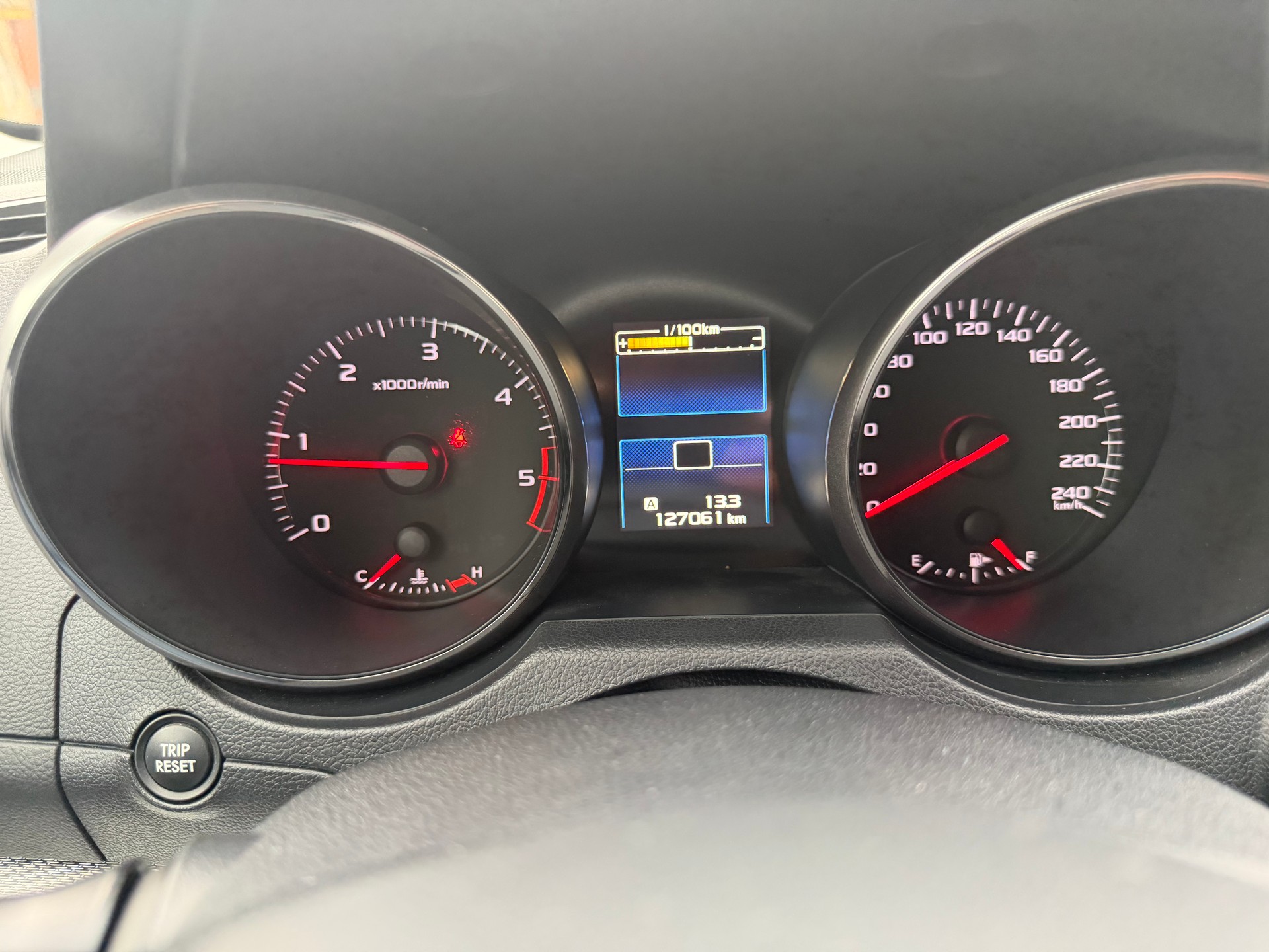SUBARU Outback 2.0D Swiss AWD-image-10