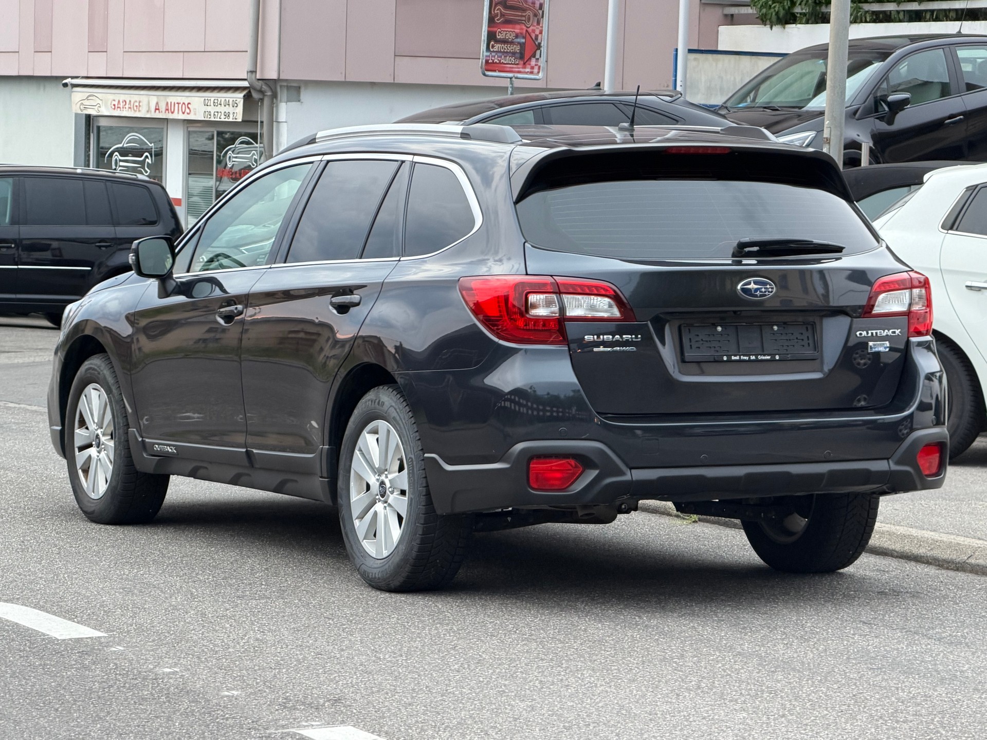 SUBARU Outback 2.0D Swiss AWD-image-5