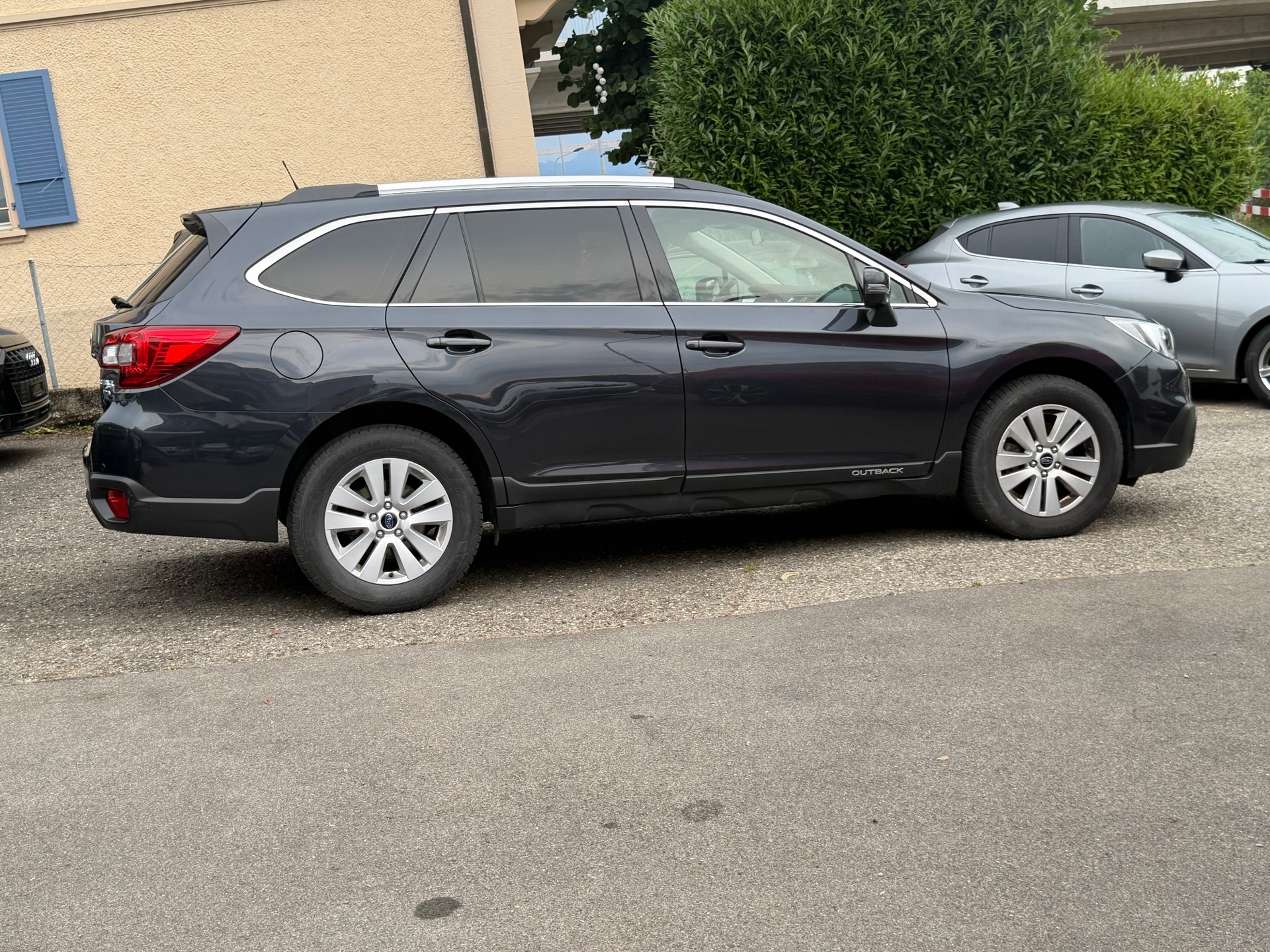SUBARU Outback 2.0D Swiss AWD-image-14