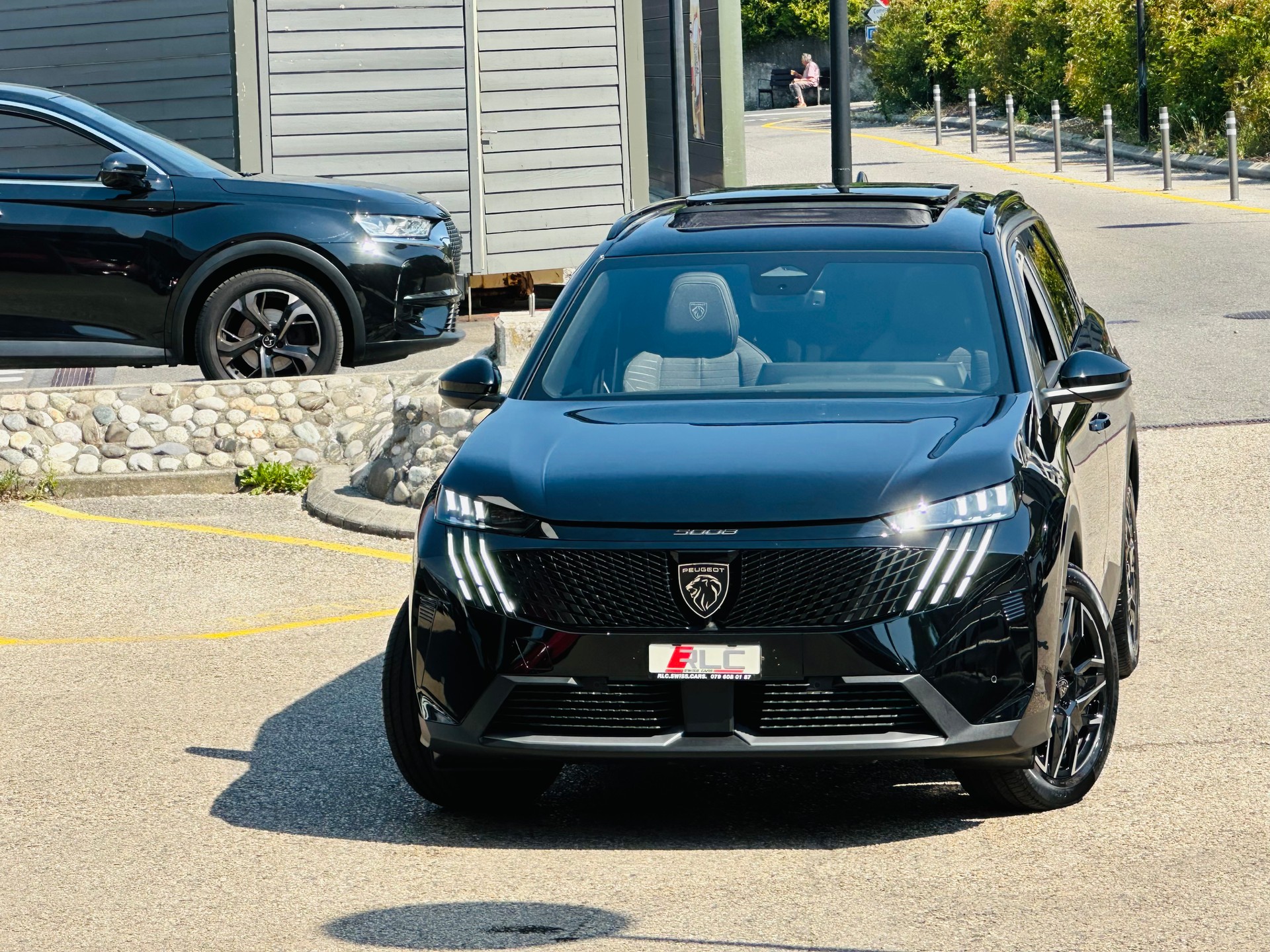 PEUGEOT 5008 145 Hybrid e-DCS6 GT-image-0