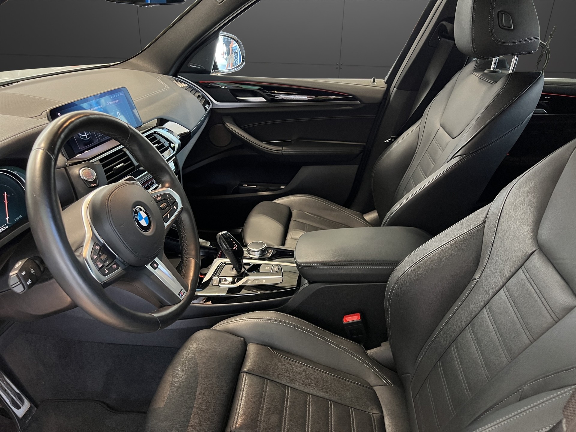 BMW X3 M40i-image-7