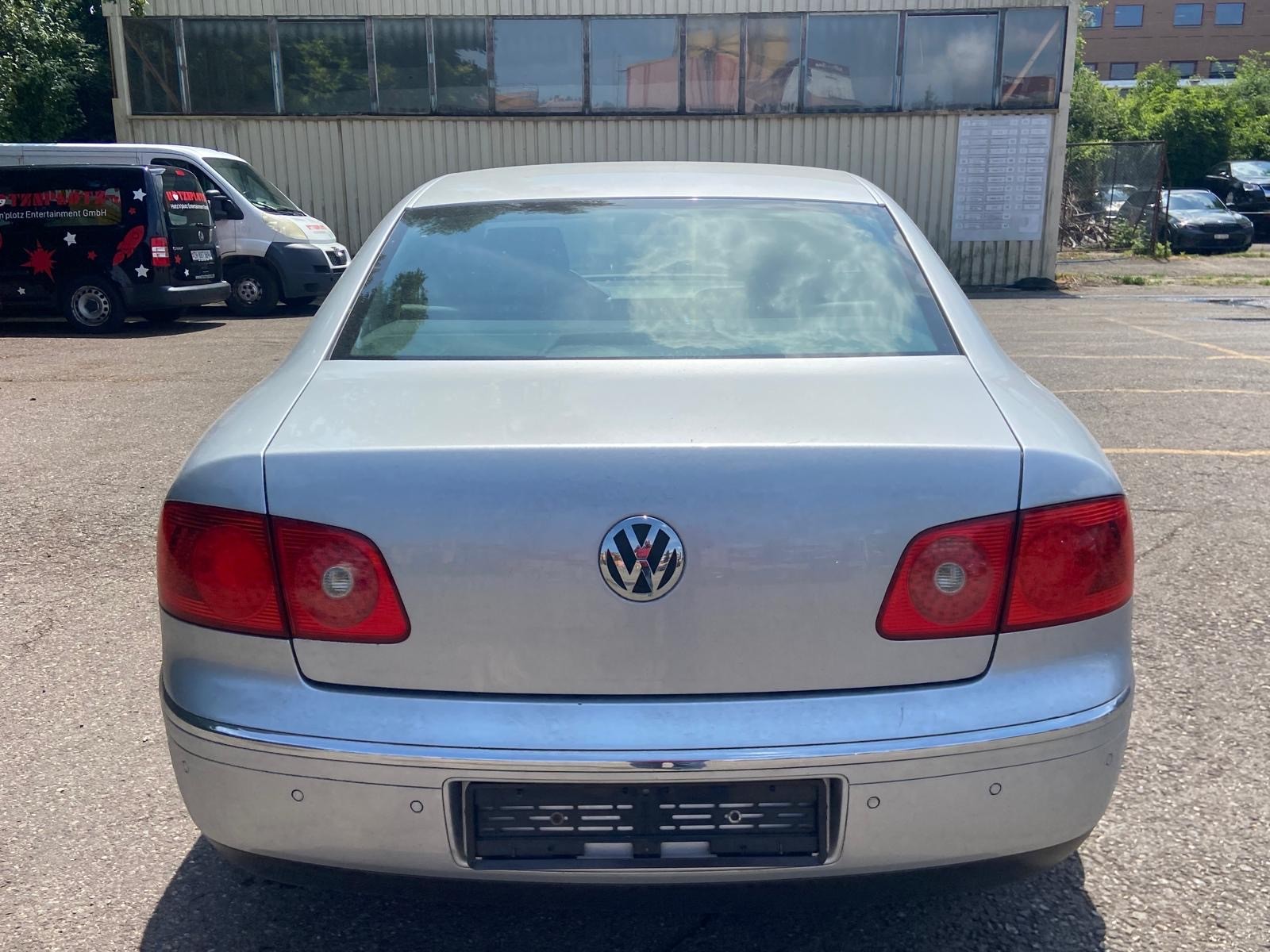 VW Phaeton 3.0 TDi V6 4Motion-image-2