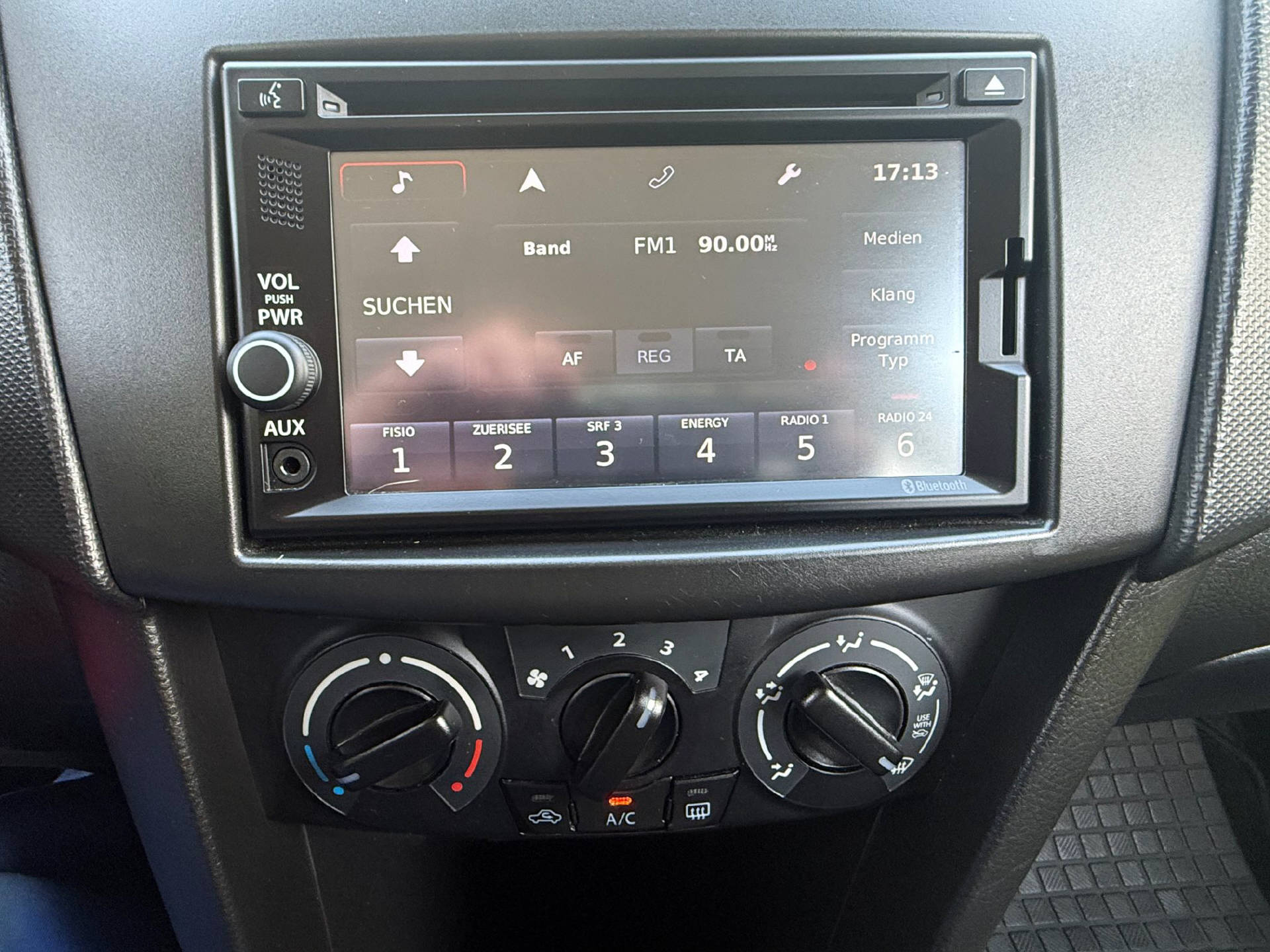 SUZUKI Swift 1.2 GL 4x4-image-7