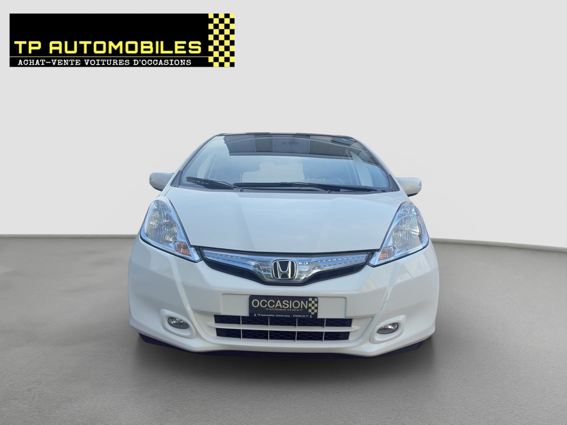 HONDA Jazz 1.3i Hybrid Elegance CVT-image-1