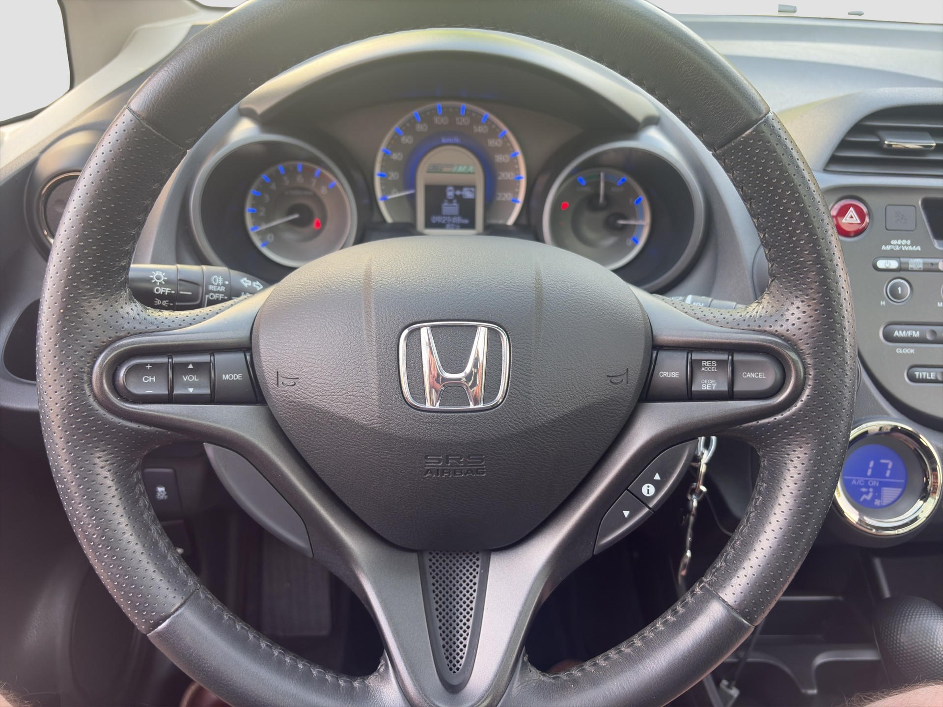 HONDA Jazz 1.3i Hybrid Elegance CVT-image-13