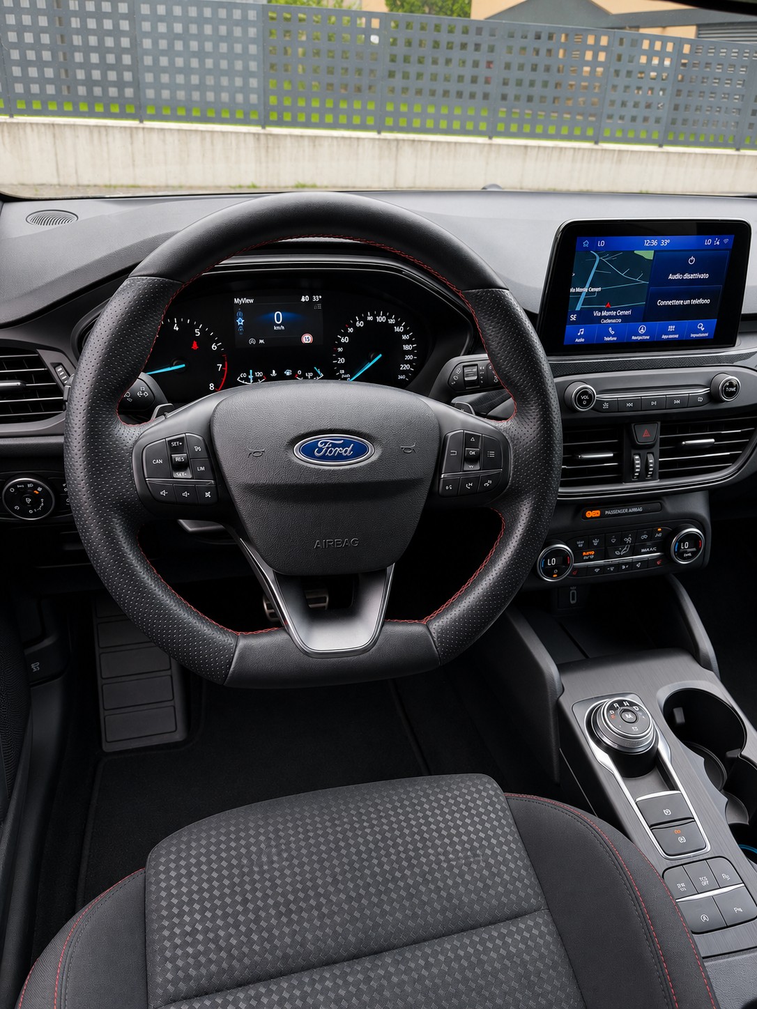 FORD Focus 1.0 SCTi ST Line X Automatic-image-7