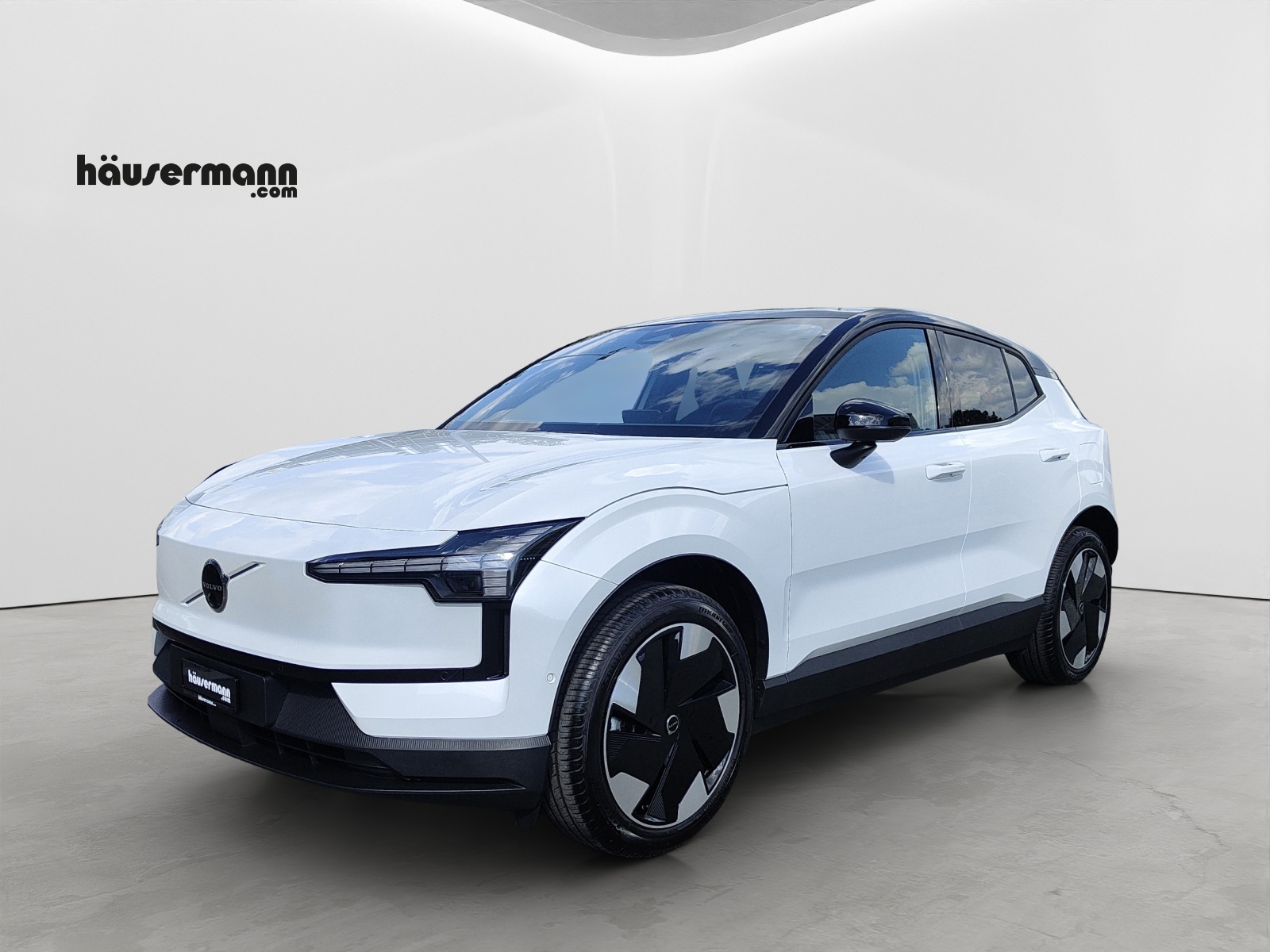 VOLVO EX30 E60 Twin Ultra Performance AWD-image-0