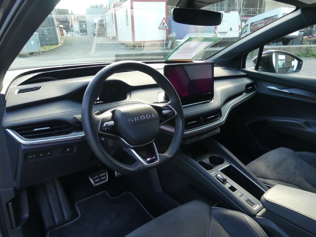 SKODA Enyaq 85x Sportline 4x4-image-6