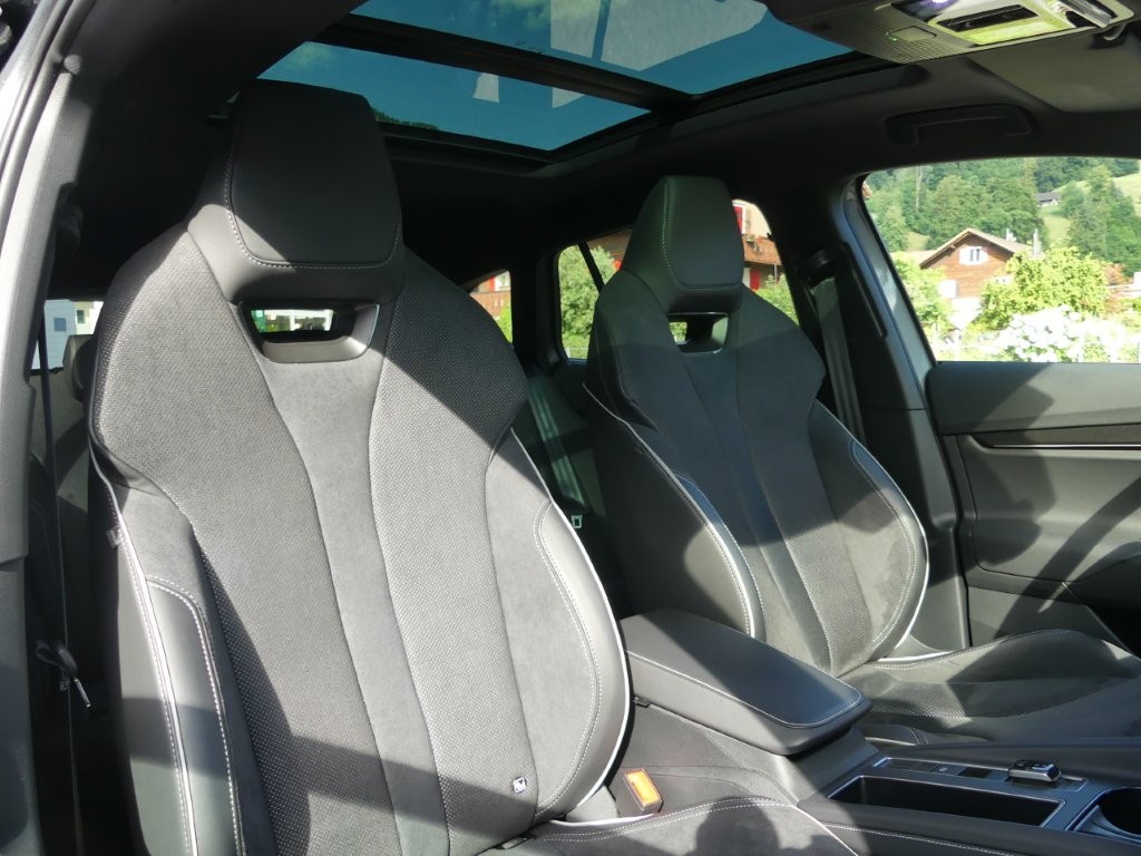SKODA Enyaq 85x Sportline 4x4-image-10