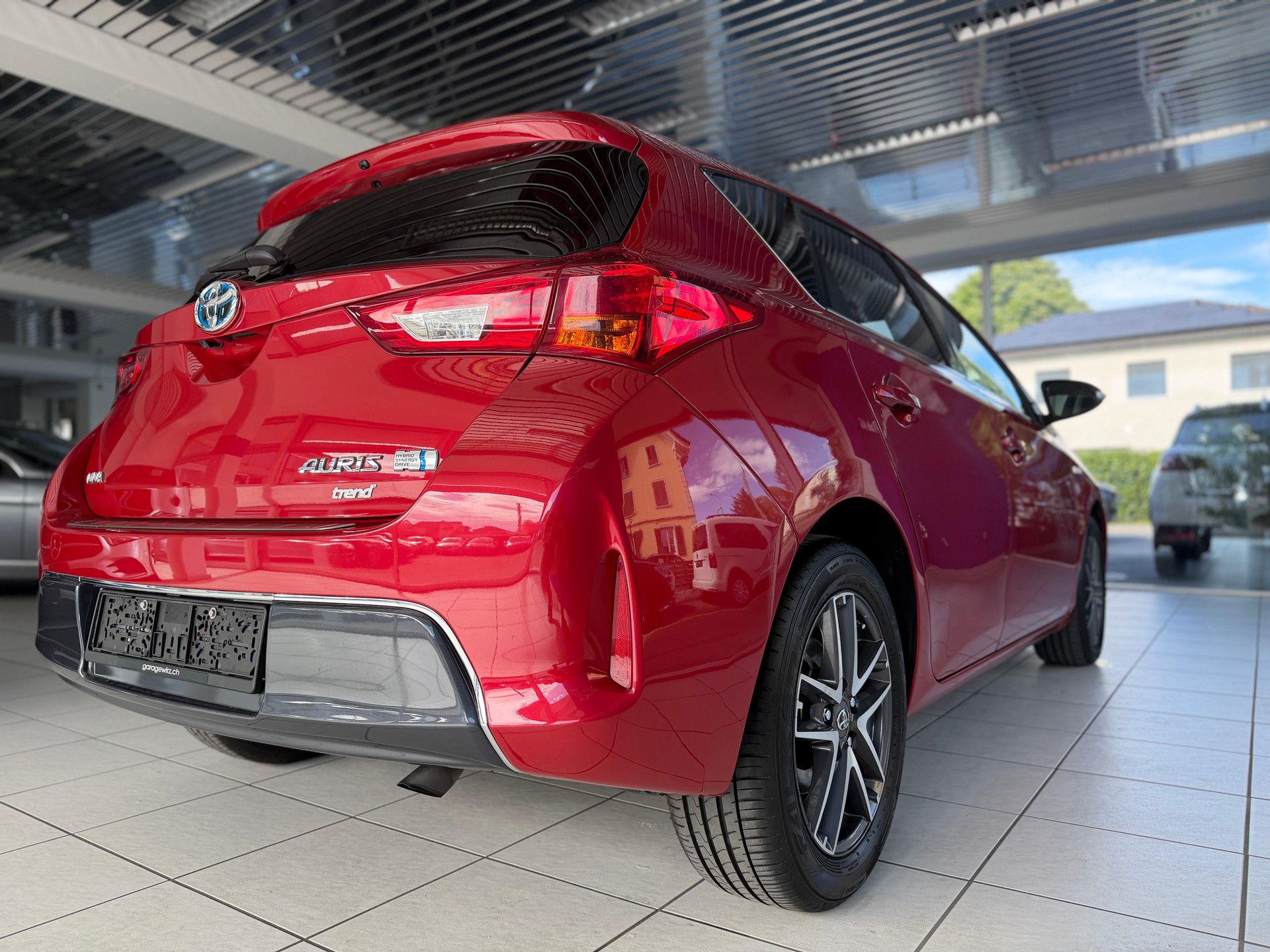 TOYOTA Auris 1.8 16V HSD Linea Sol-image-5