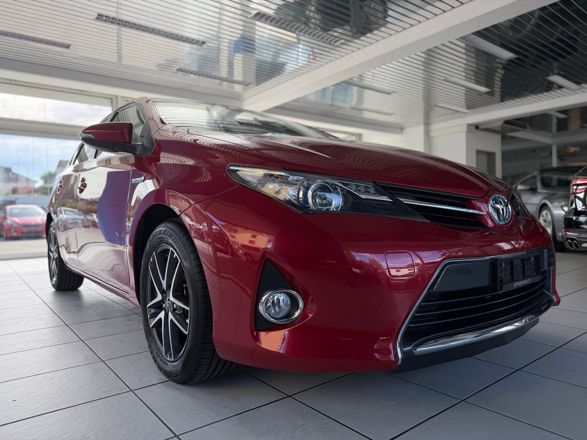 TOYOTA Auris 1.8 16V HSD Linea Sol-image-3