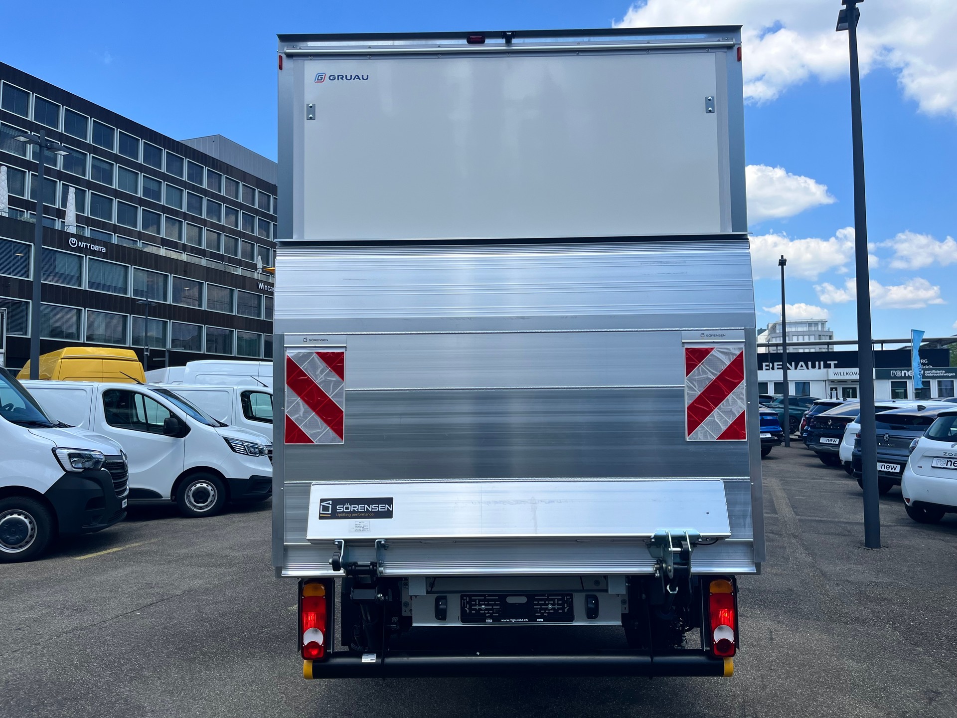 RENAULT Master T35 Blue dCi 170PS L3H1 HD Kofferaufbau mit Hebebühne Automat 9G-image-5