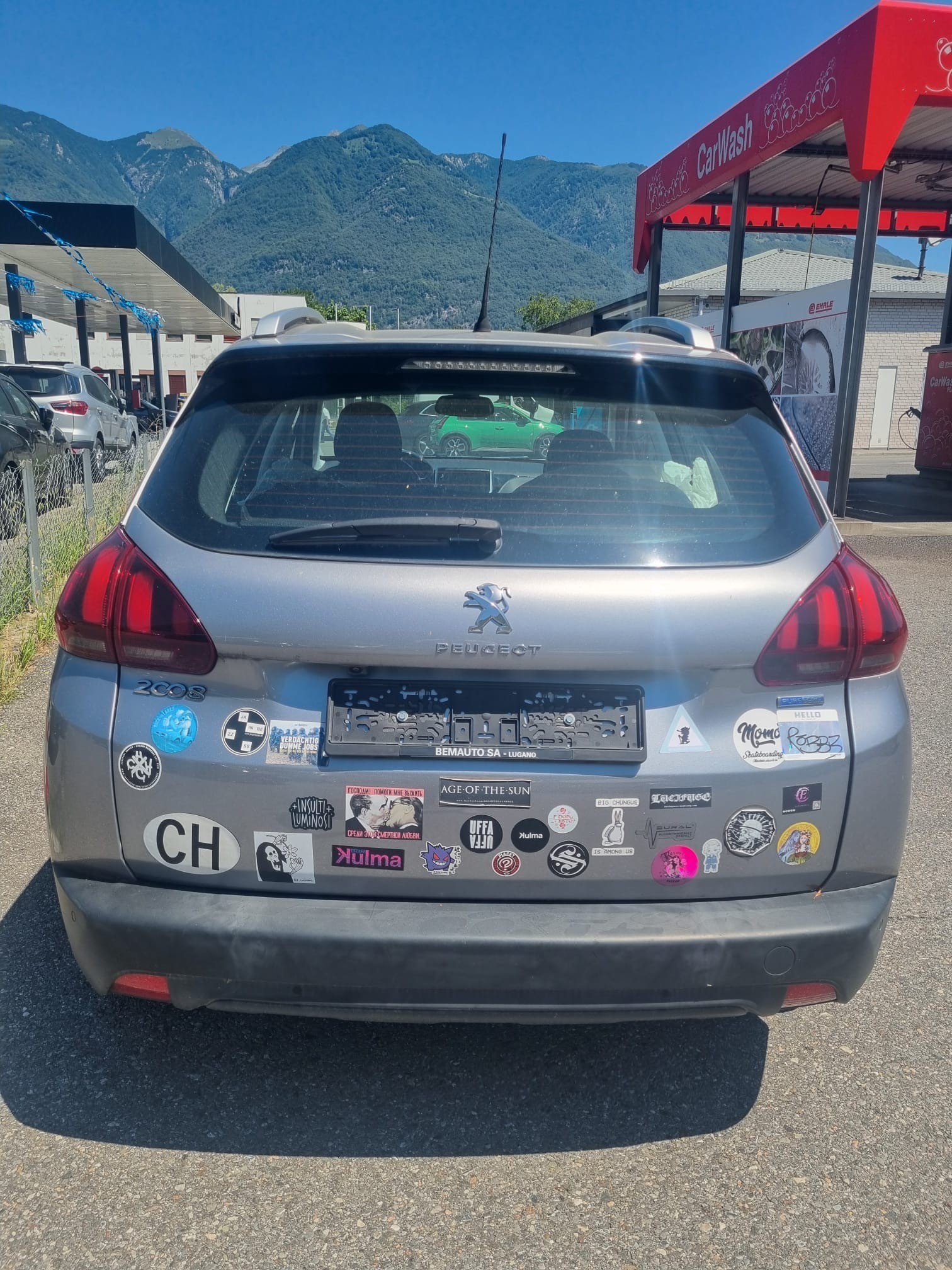 PEUGEOT 2008 1.2 PureTech Active-image-3