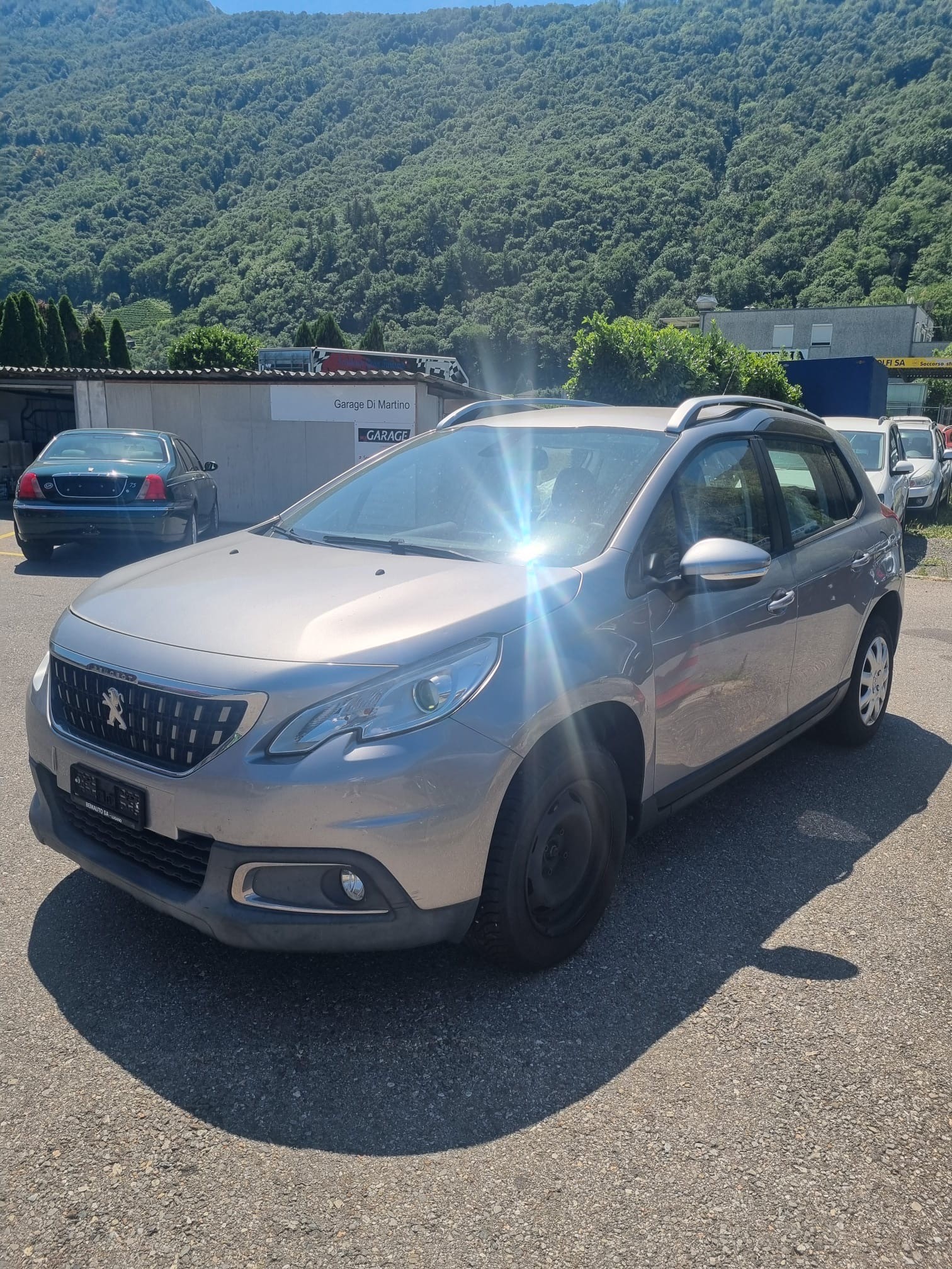 PEUGEOT 2008 1.2 PureTech Active-image-2