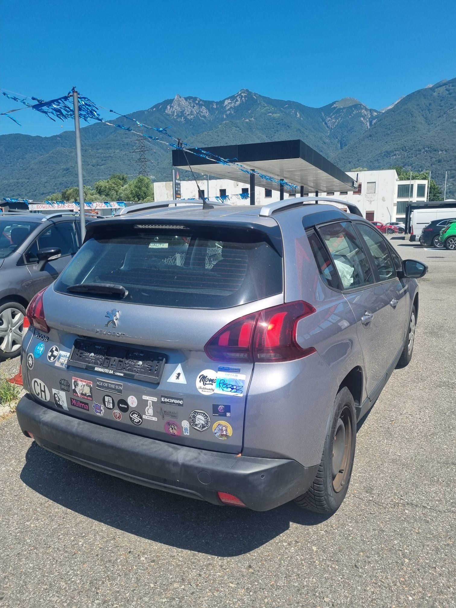 PEUGEOT 2008 1.2 PureTech Active-image-4