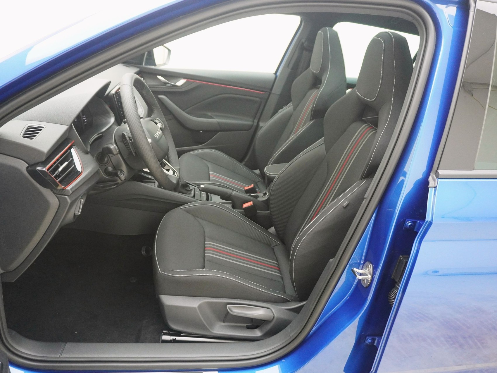 SKODA Scala 1.5 TSI Monte Carlo DSG-image-12