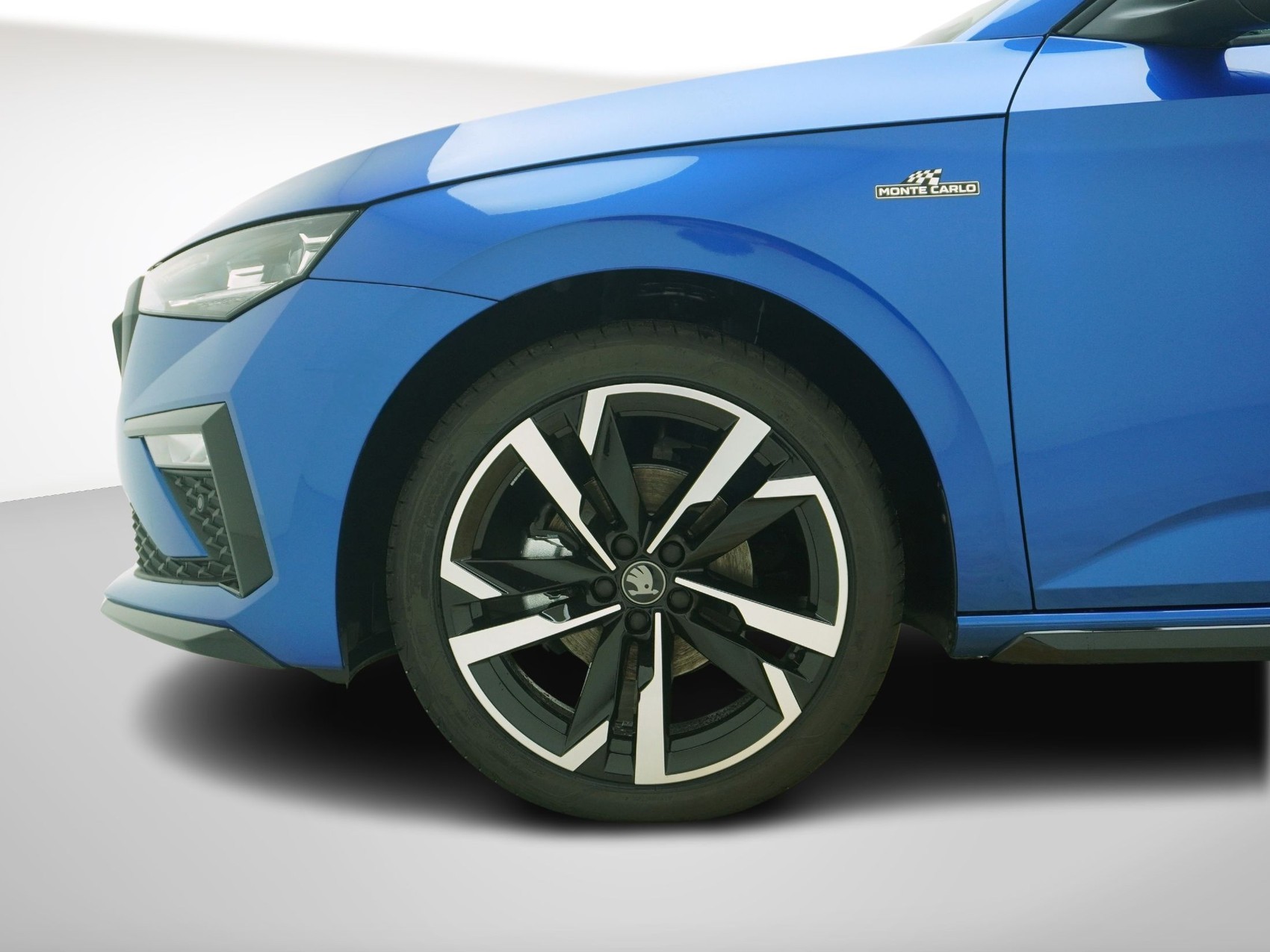 SKODA Scala 1.5 TSI Monte Carlo DSG-image-9