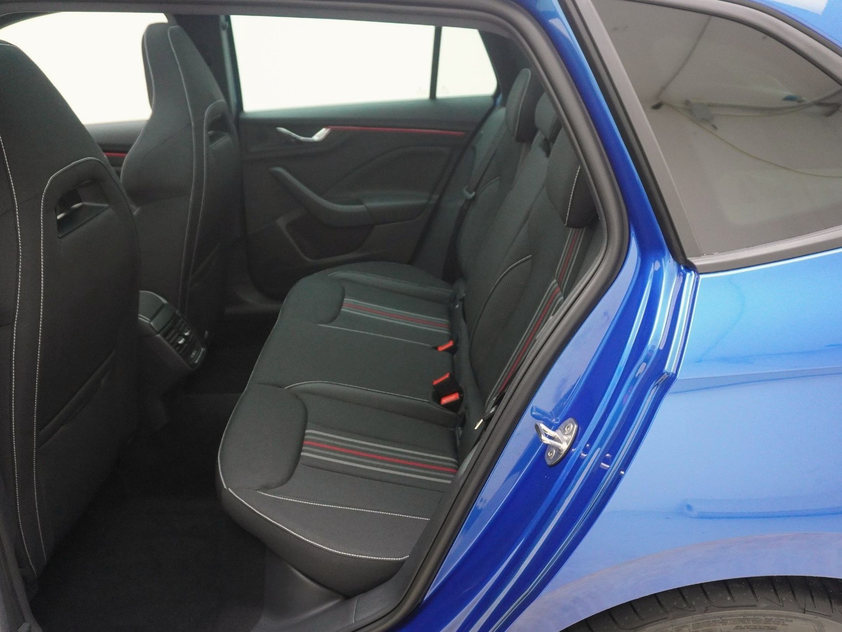 SKODA Scala 1.5 TSI Monte Carlo DSG-image-14