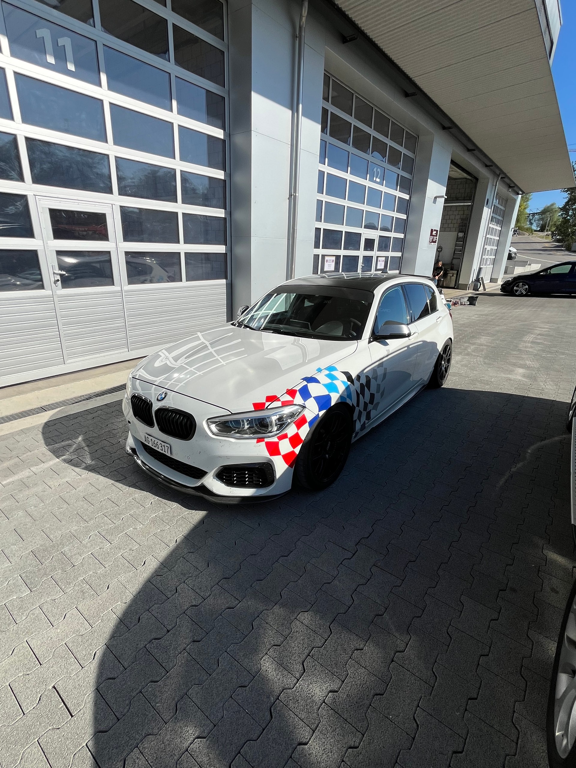 BMW M140i-image-0
