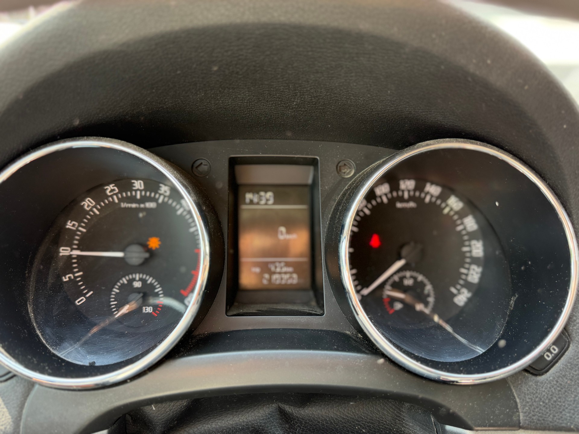 SKODA Yeti 2.0 TDI Ambition 4x4-image-8