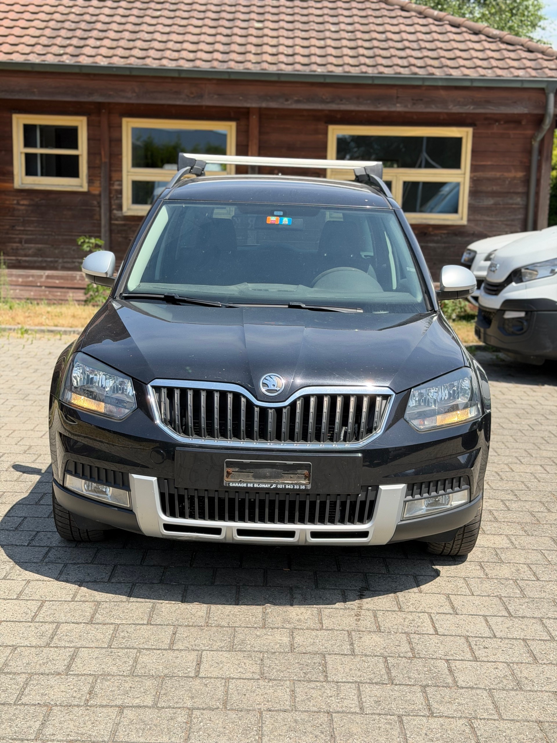 SKODA Yeti 2.0 TDI Ambition 4x4-showroom-element-1