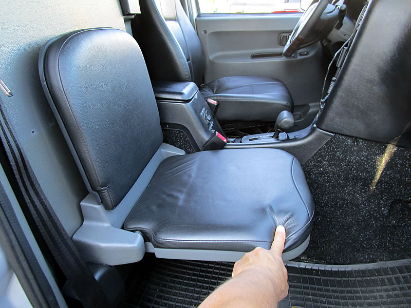 LTI Taxi (TX4)-image-11