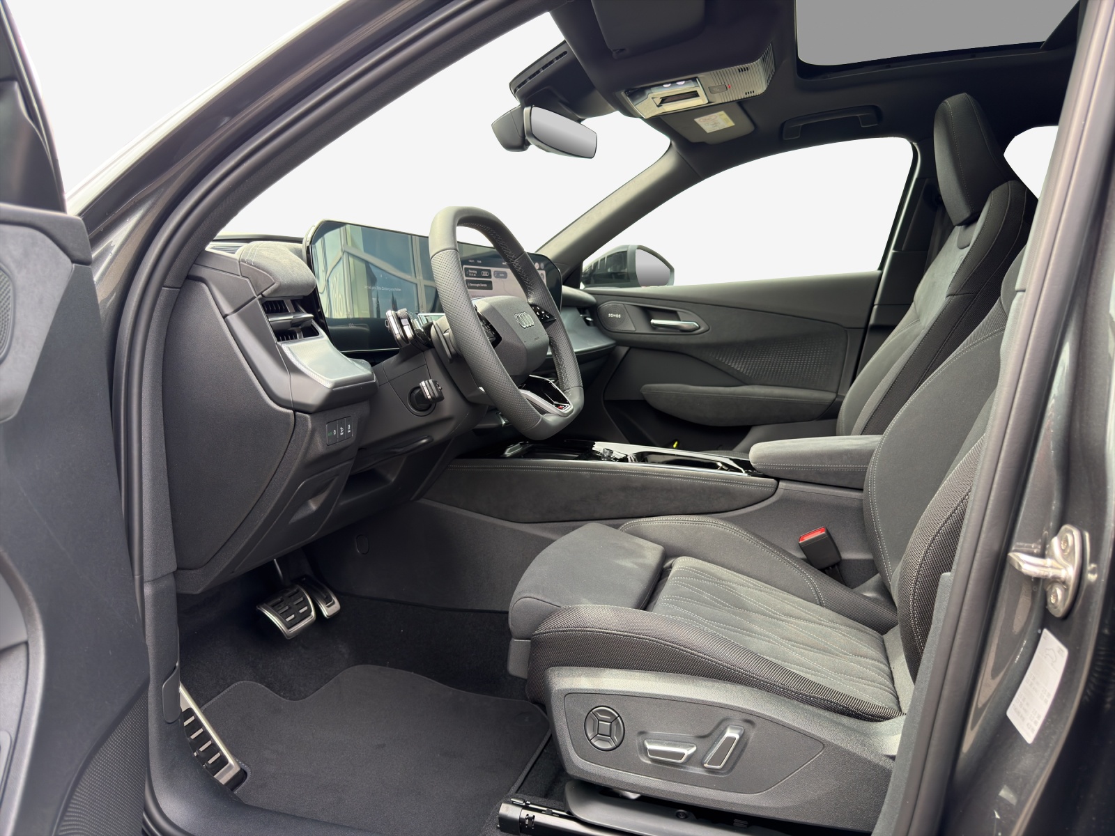 AUDI Q3 Sportback TFSI quattro 195 kW S tronic-image-7