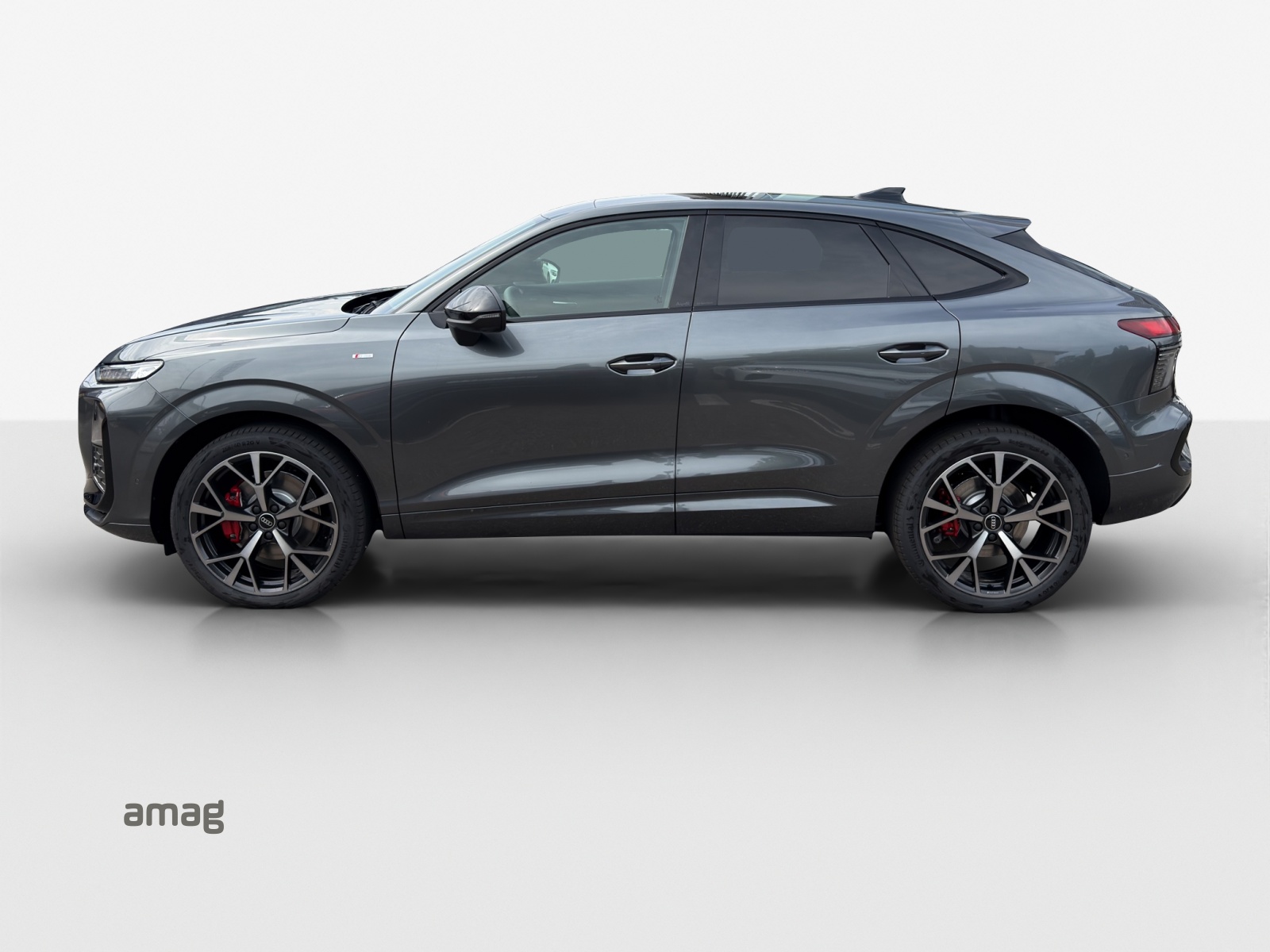 AUDI Q3 Sportback TFSI quattro 195 kW S tronic-image-1