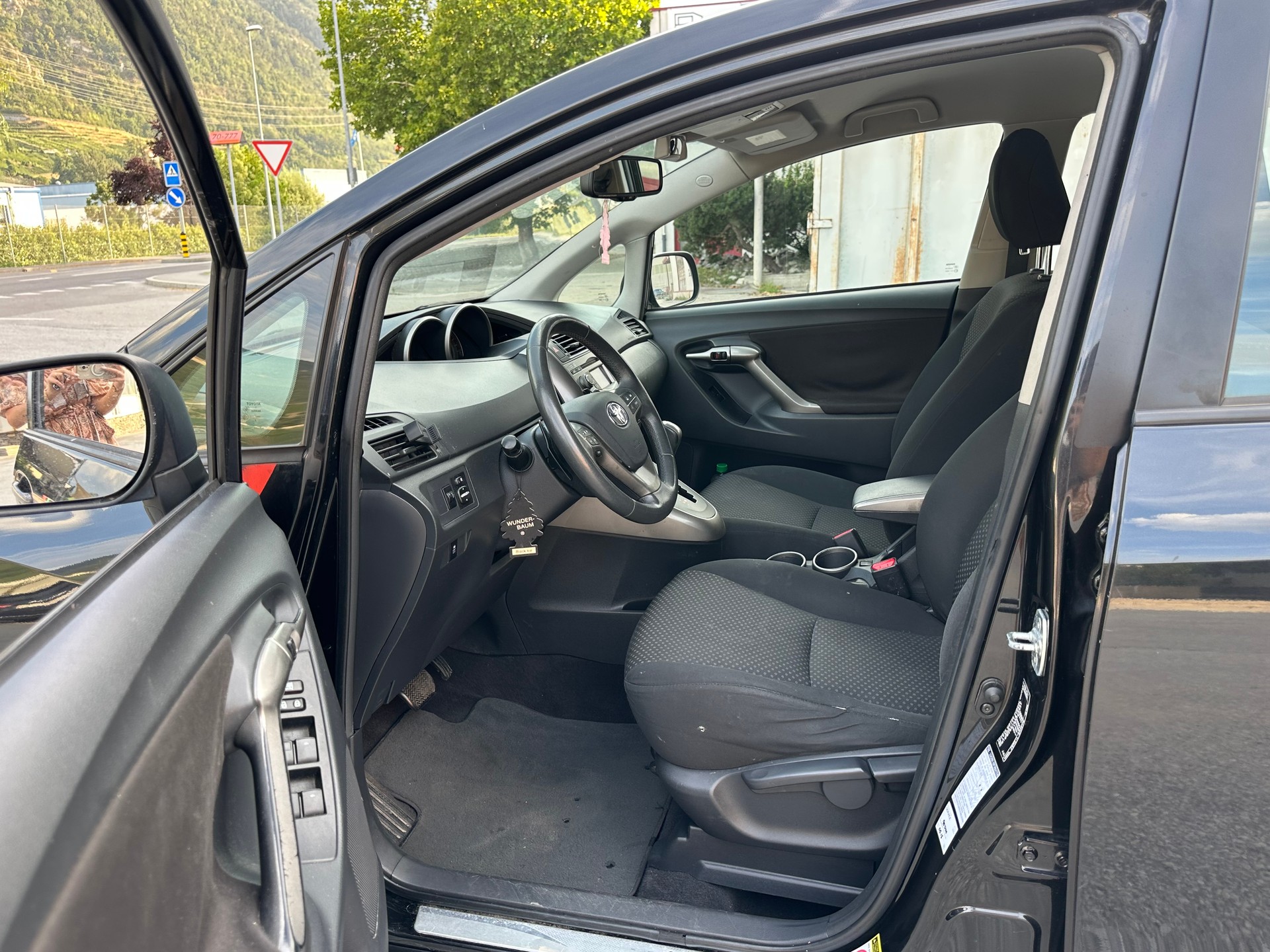 TOYOTA Verso 1.8 Linea Sol Premium Multidrive-image-8