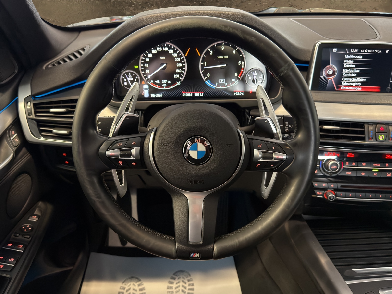 BMW X5 xDrive 30d Steptronic-image-13