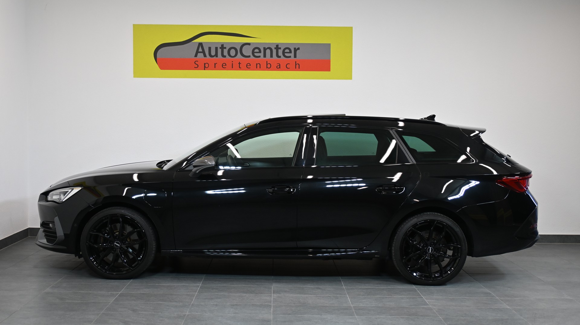 CUPRA LEON ST 1.4 e-HYBRID pHEV DSG-image-2