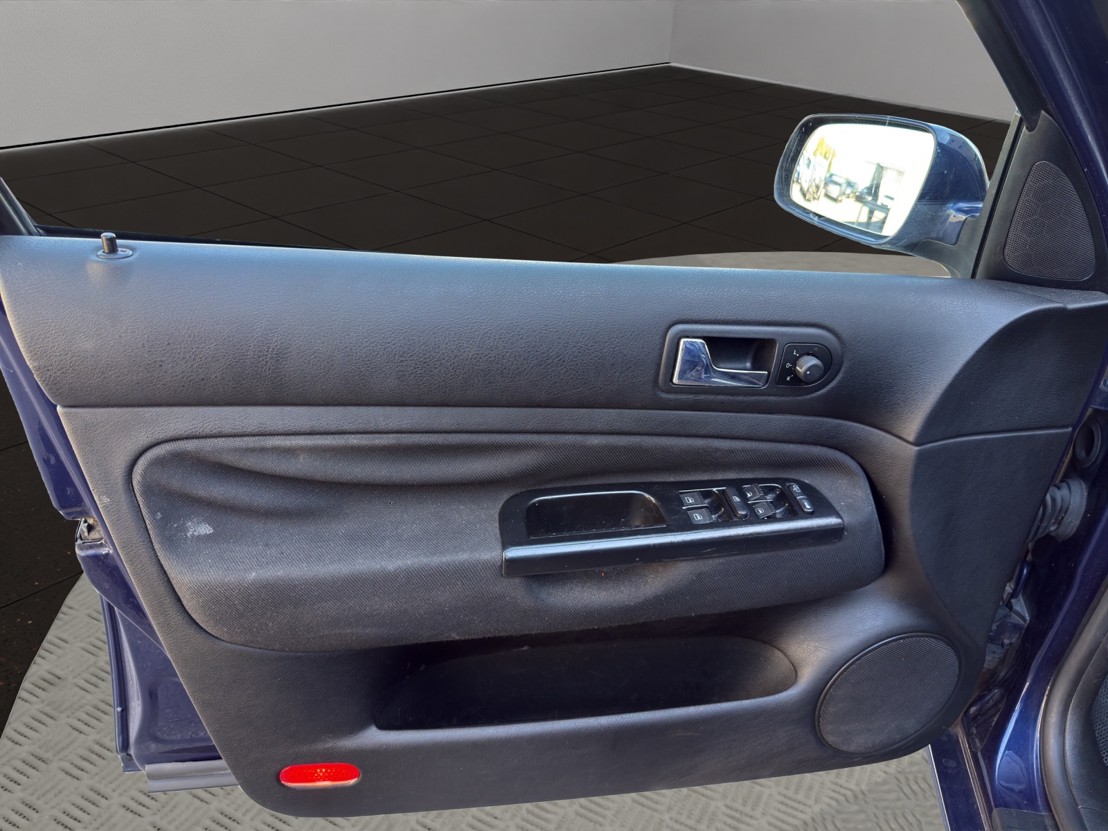 VW Golf 1.6 16V-image-11