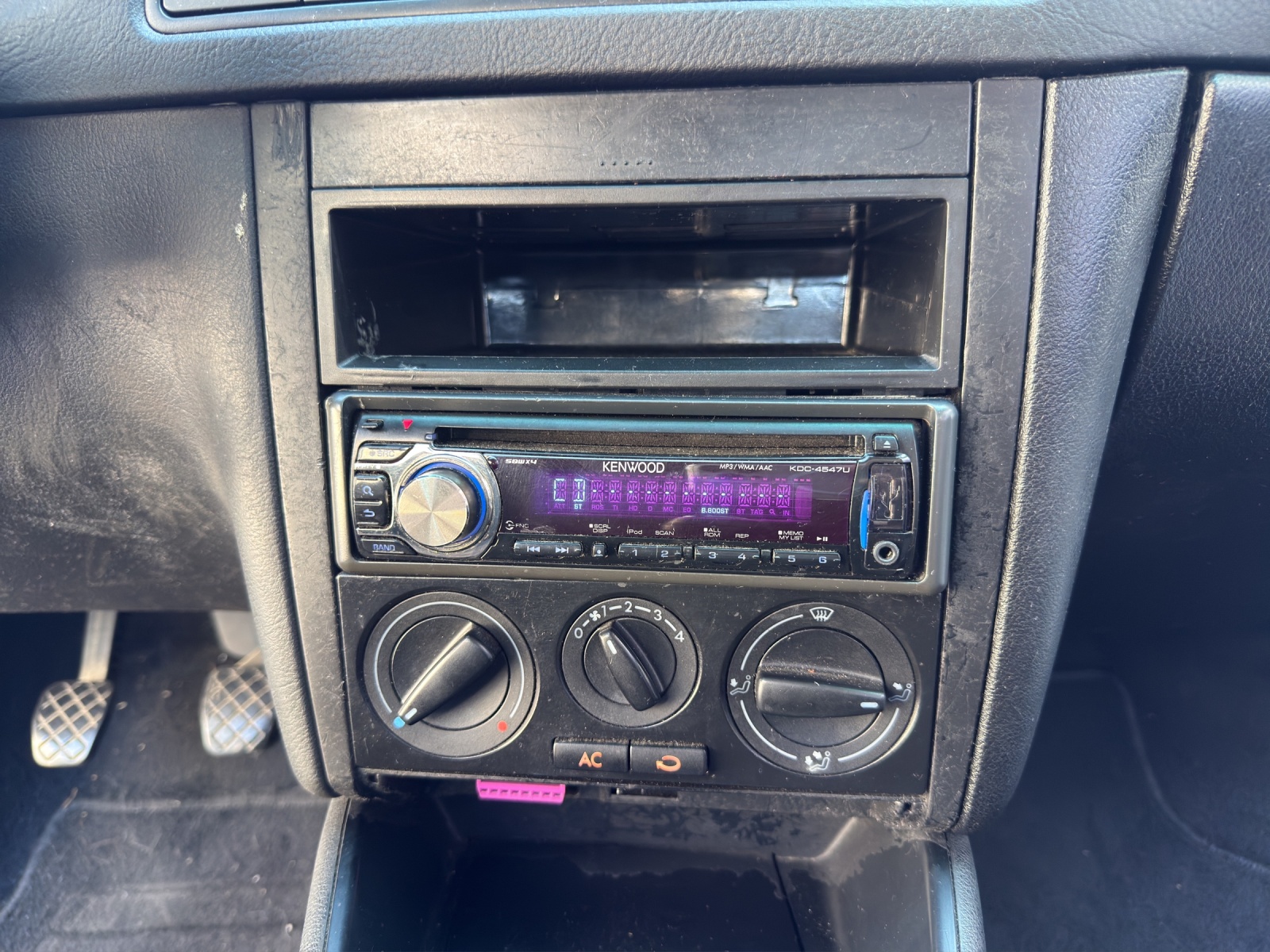 VW Golf 1.6 16V-image-15