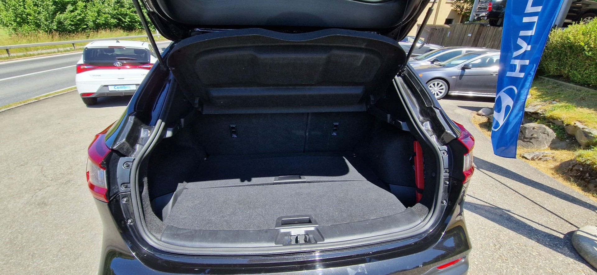 NISSAN Qashqai 1.7 dCi tekna+ Xtronic ALL-MODE 4x4-image-9