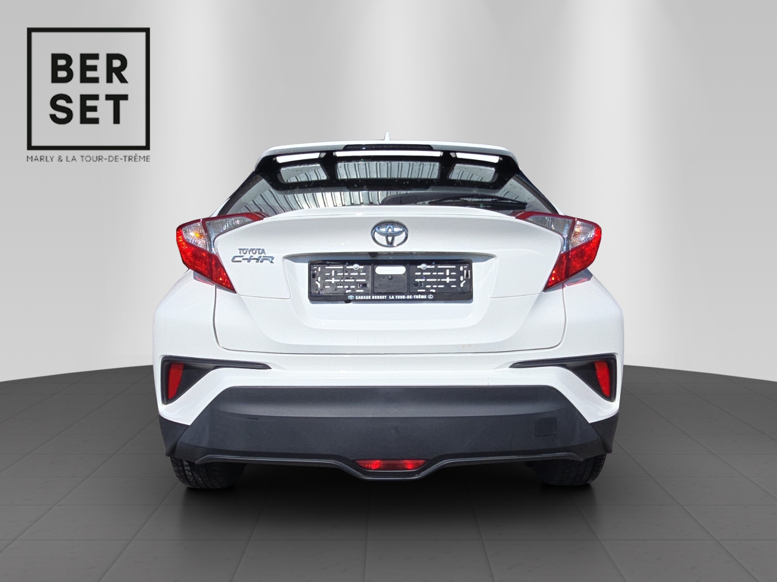 TOYOTA C-HR 1.2 T Comfort-image-3