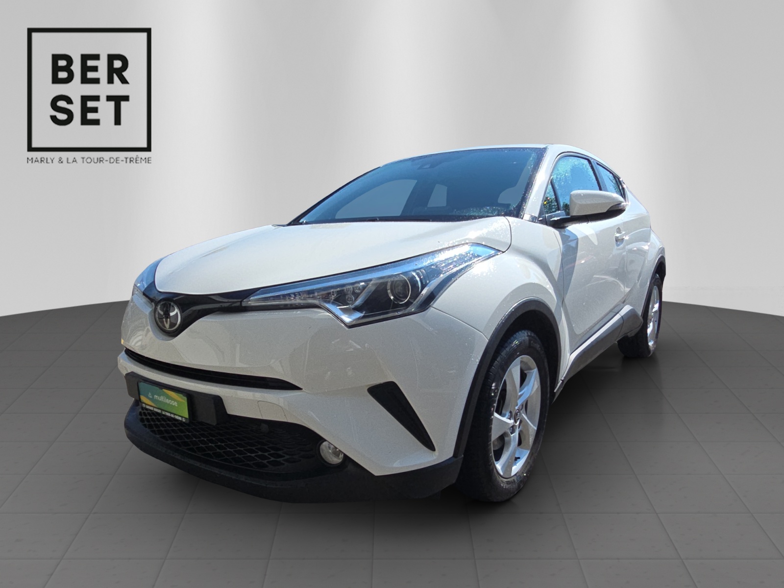 TOYOTA C-HR 1.2 T Comfort-image-0